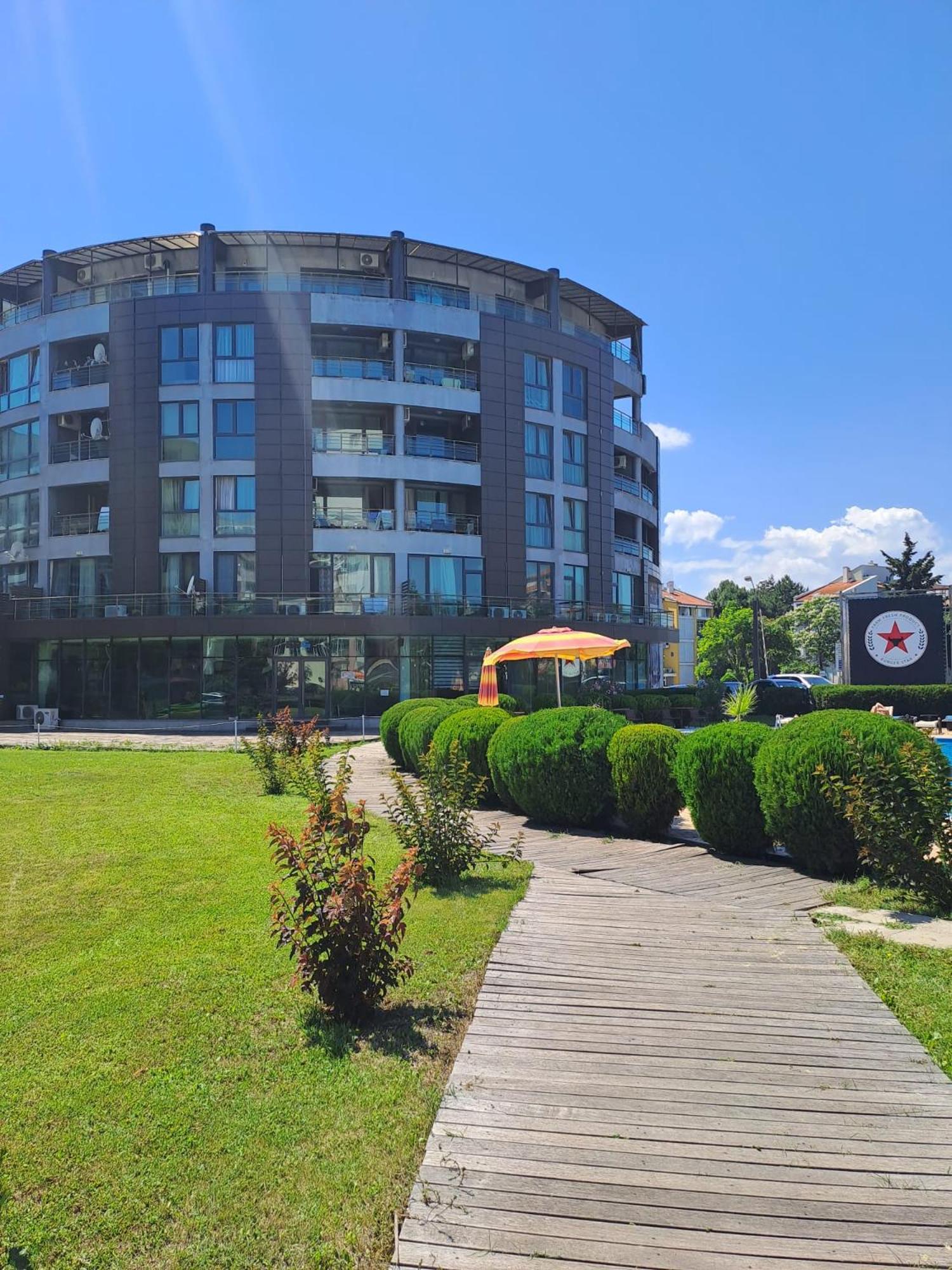 SUNNY BEACH PLAZA Apartments view 2