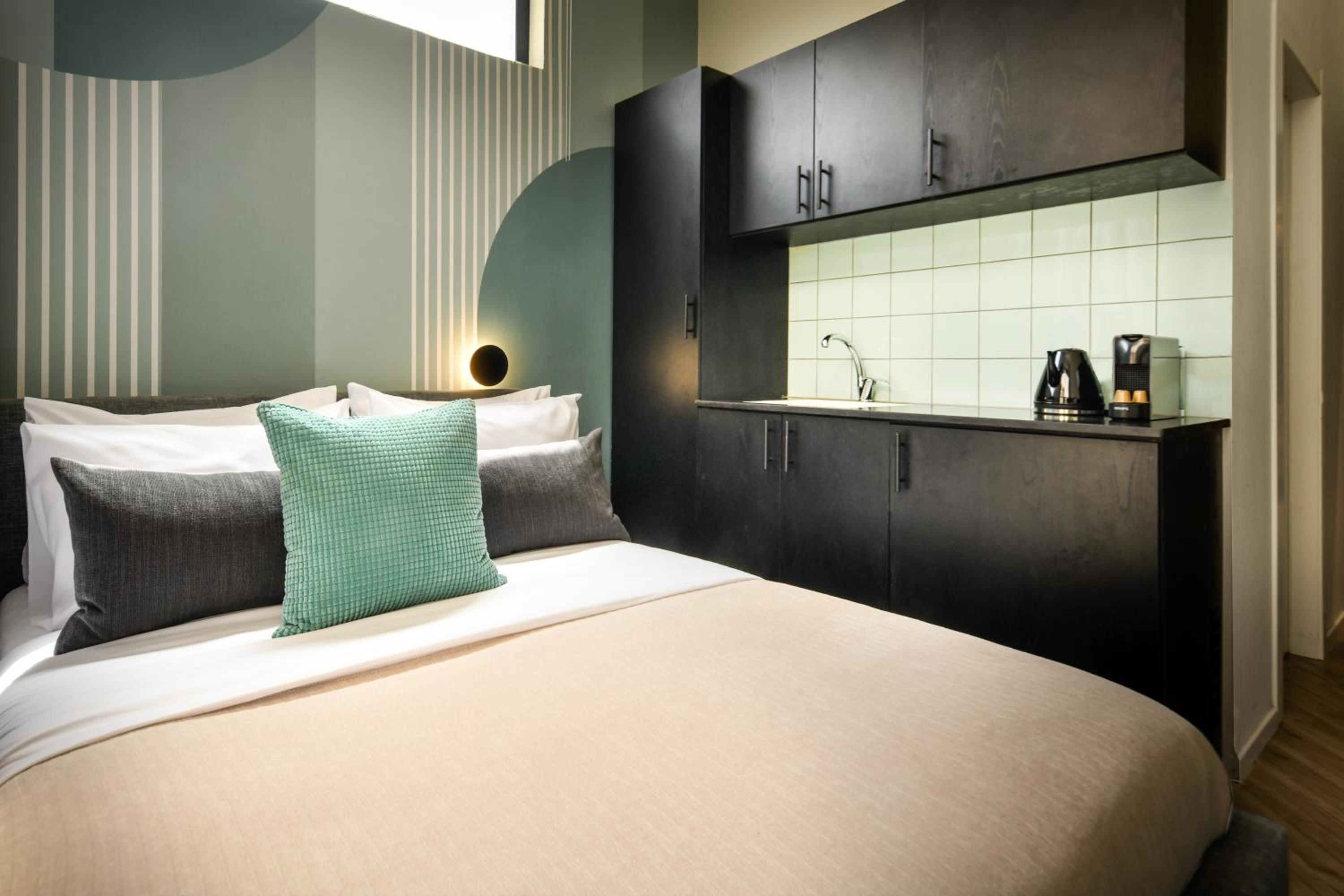 Colorbox Ben Yehuda - Smart Hotel by Loginn Tel Aviv 30