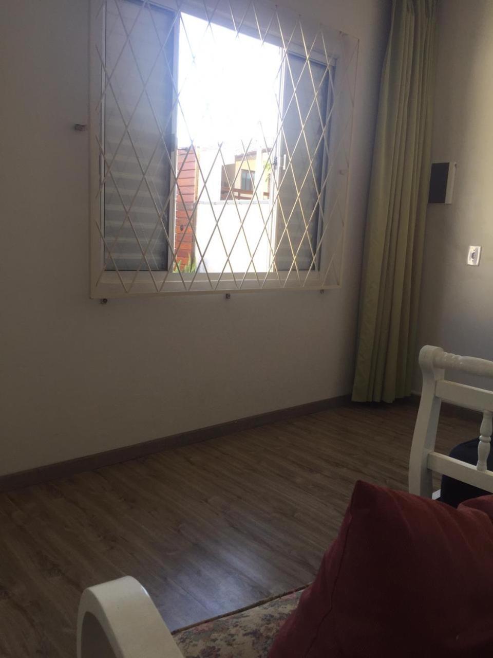 Casa Enseada, Prainha, Praia Grande prox mar com 2 ar split