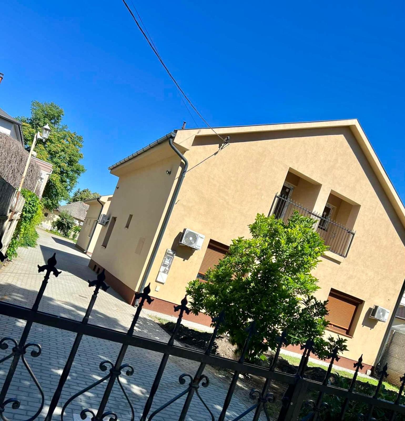 Zsuzsa Apartman Hajdúszoboszló view 3