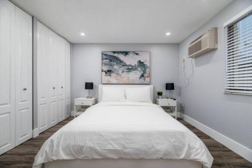 Shell on the Beach 104 - RENOVATED view 4