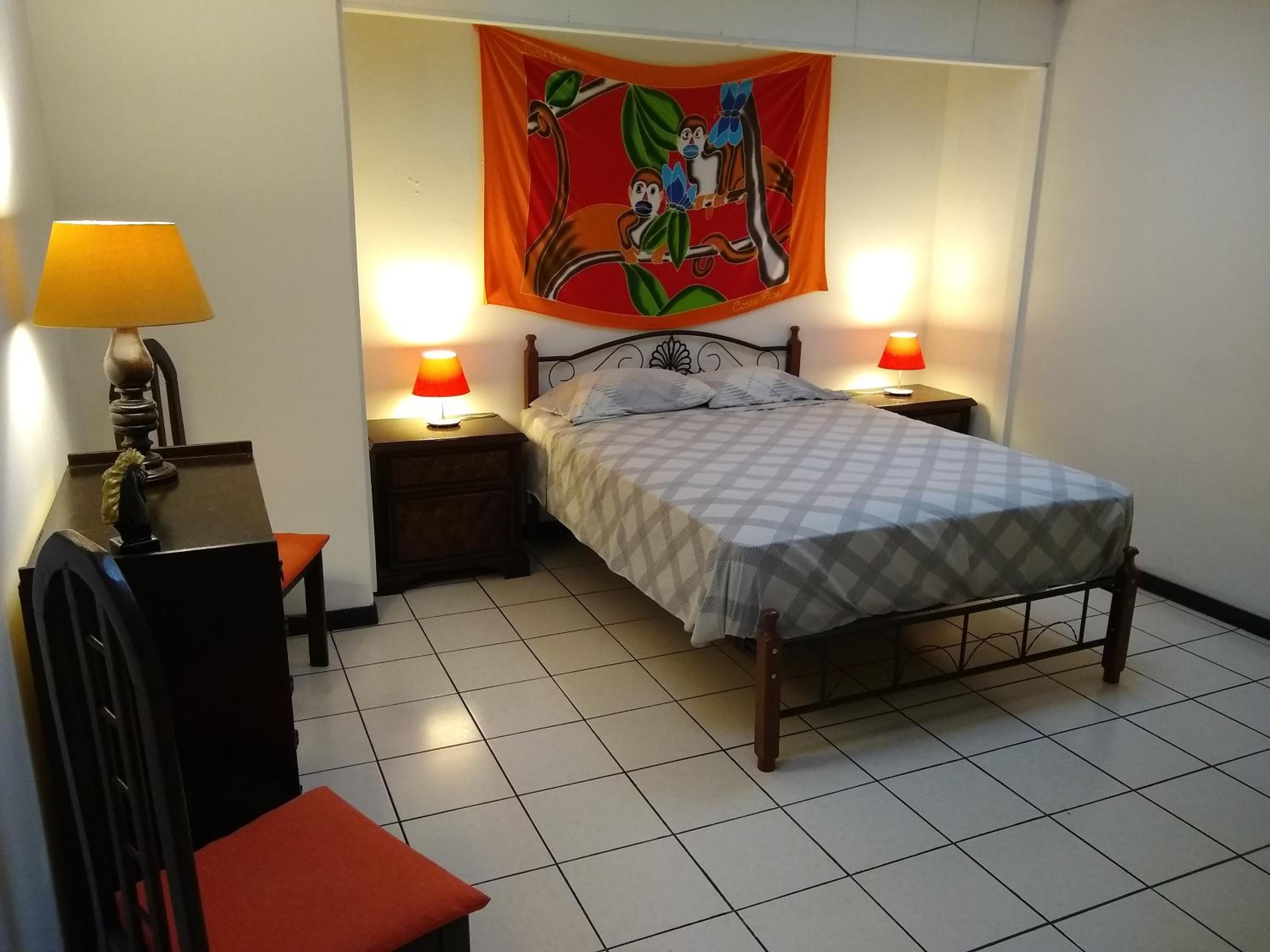 Privado apartamento, cómodo y excelente ubicación. view 2