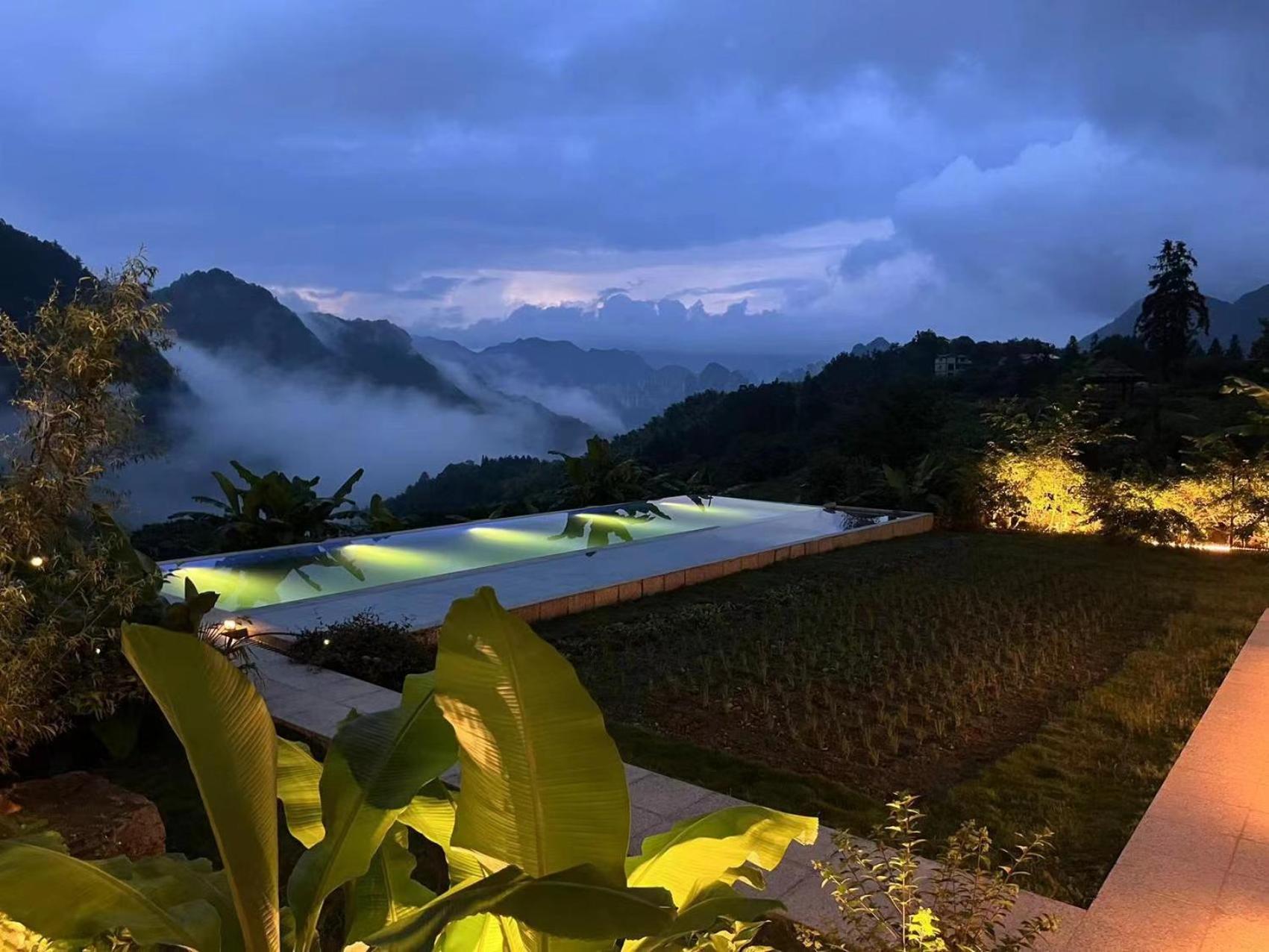 Zhangjiajie national park Purespace --2nights 1free pick-up&book tickets&5min to park