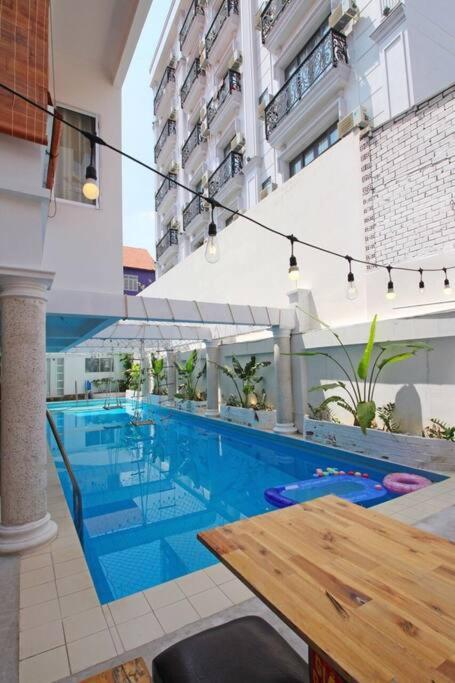 Gem Villa 67, biệt thự 15 phòng có hồ bơi lớn
