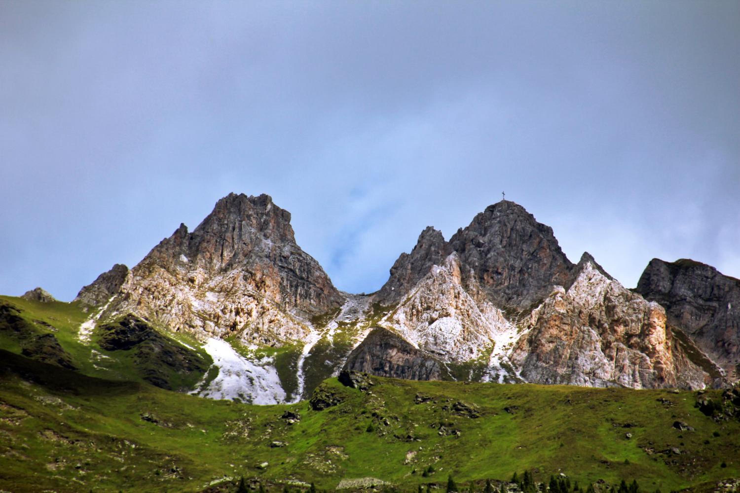Wurzerhof Ratschings, ruhige Ferienwohnungen am Bauernhof mit Bergblick nahe Wander- & Skigebiet