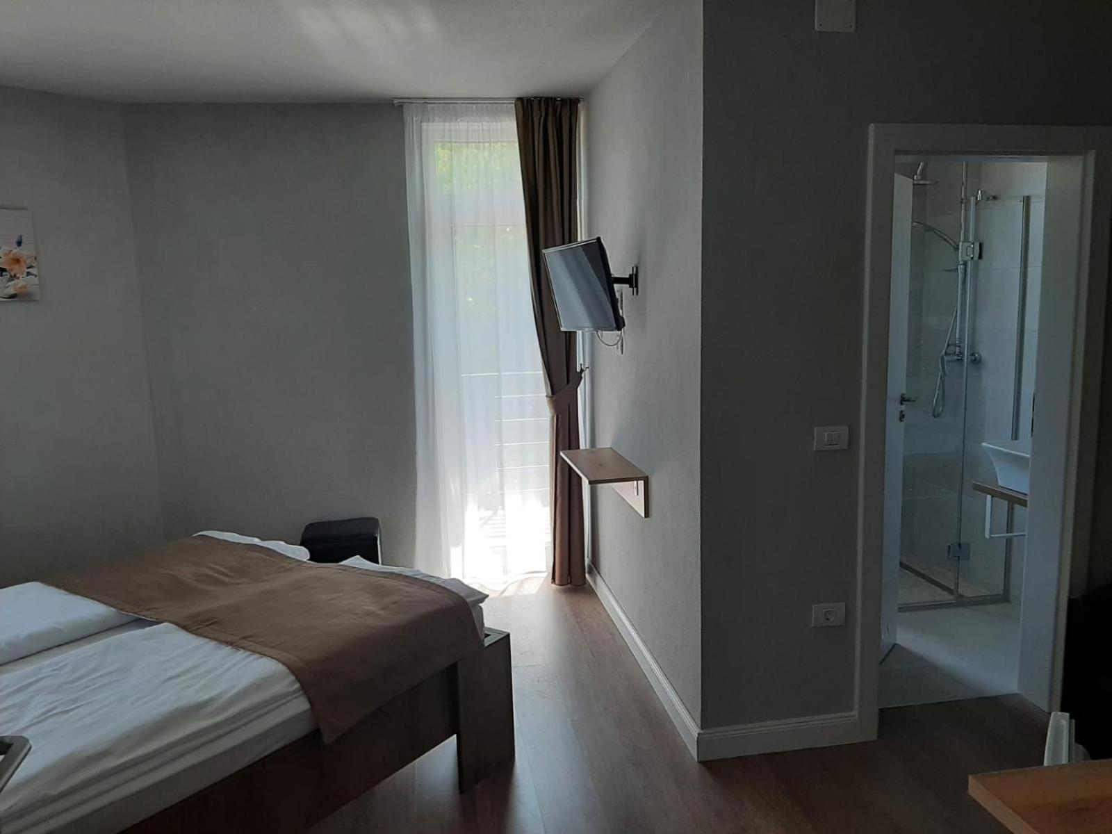 Octogon view 2