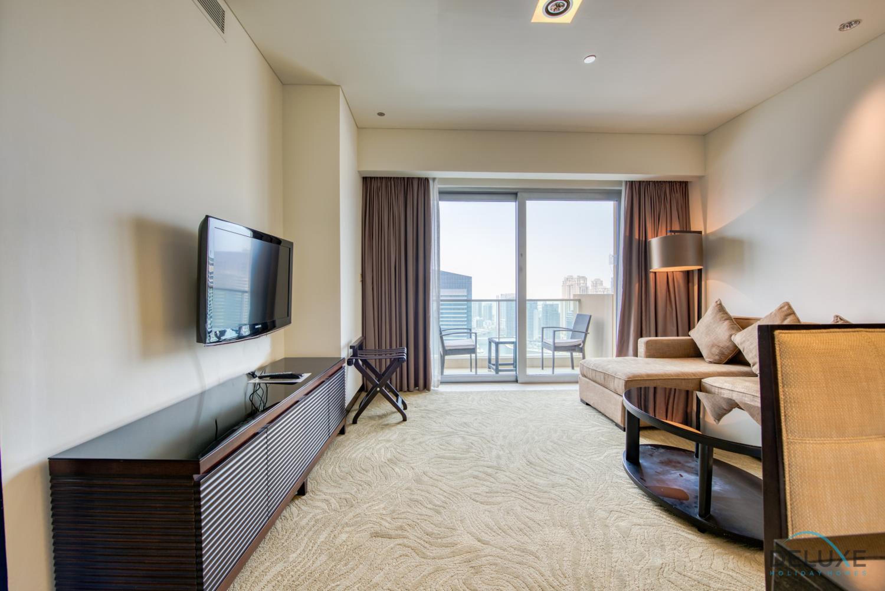 Lush 1 BR at The Address Residences Dubai Marina by Deluxe Holiday Homes