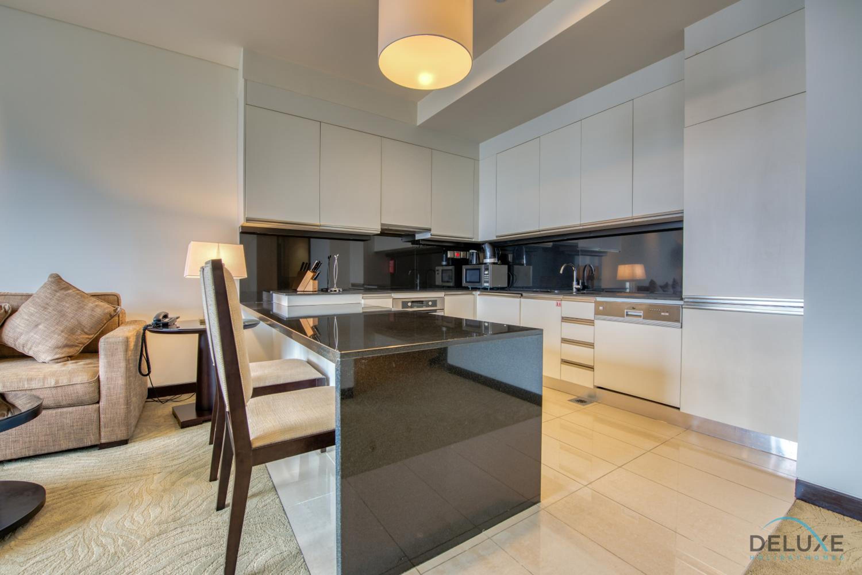 Lush 1 BR at The Address Residences Dubai Marina by Deluxe Holiday Homes