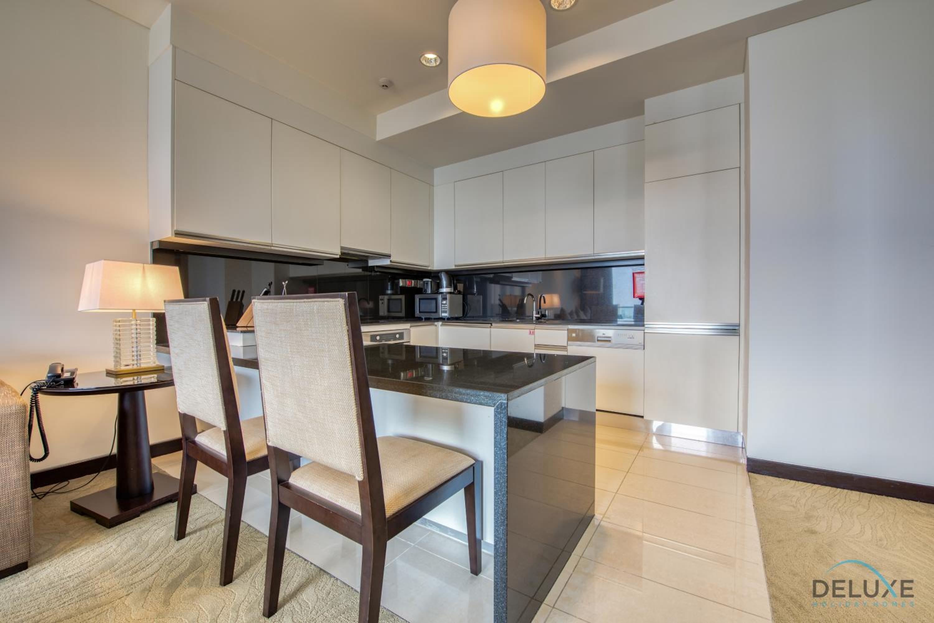 Lush 1 BR at The Address Residences Dubai Marina by Deluxe Holiday Homes
