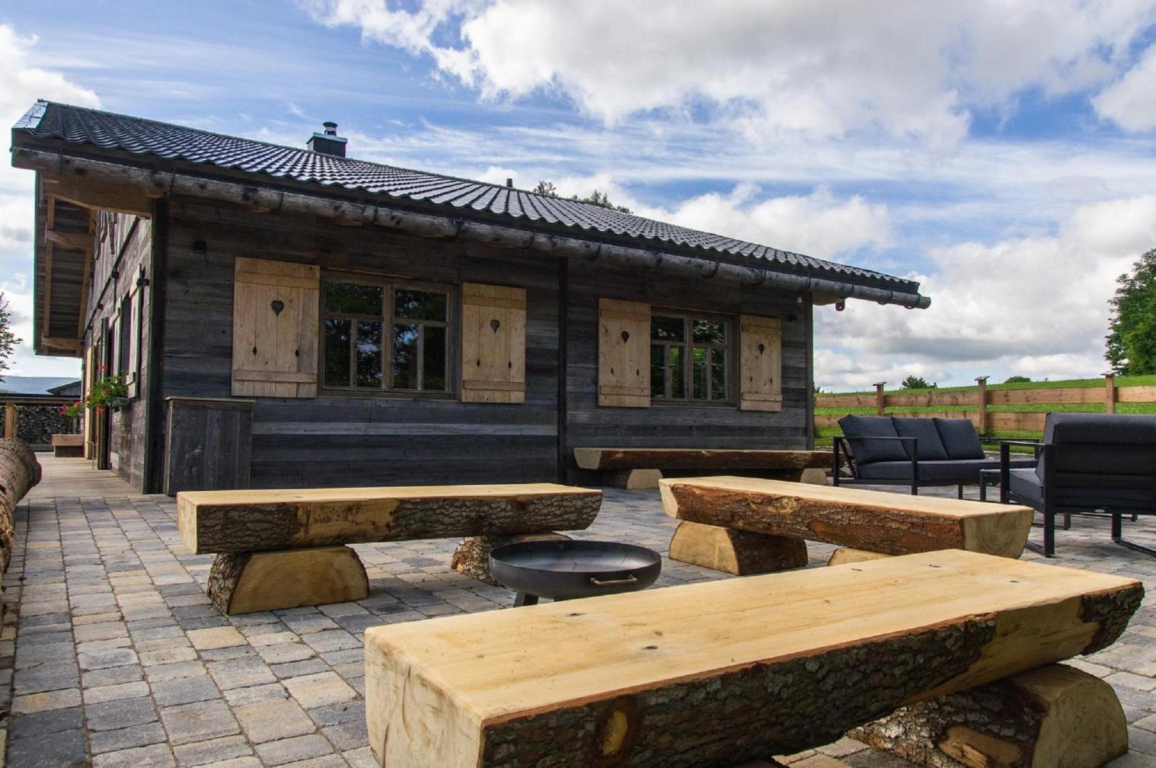 Chalet am Ölberg mit Badefass und Altholzsauna