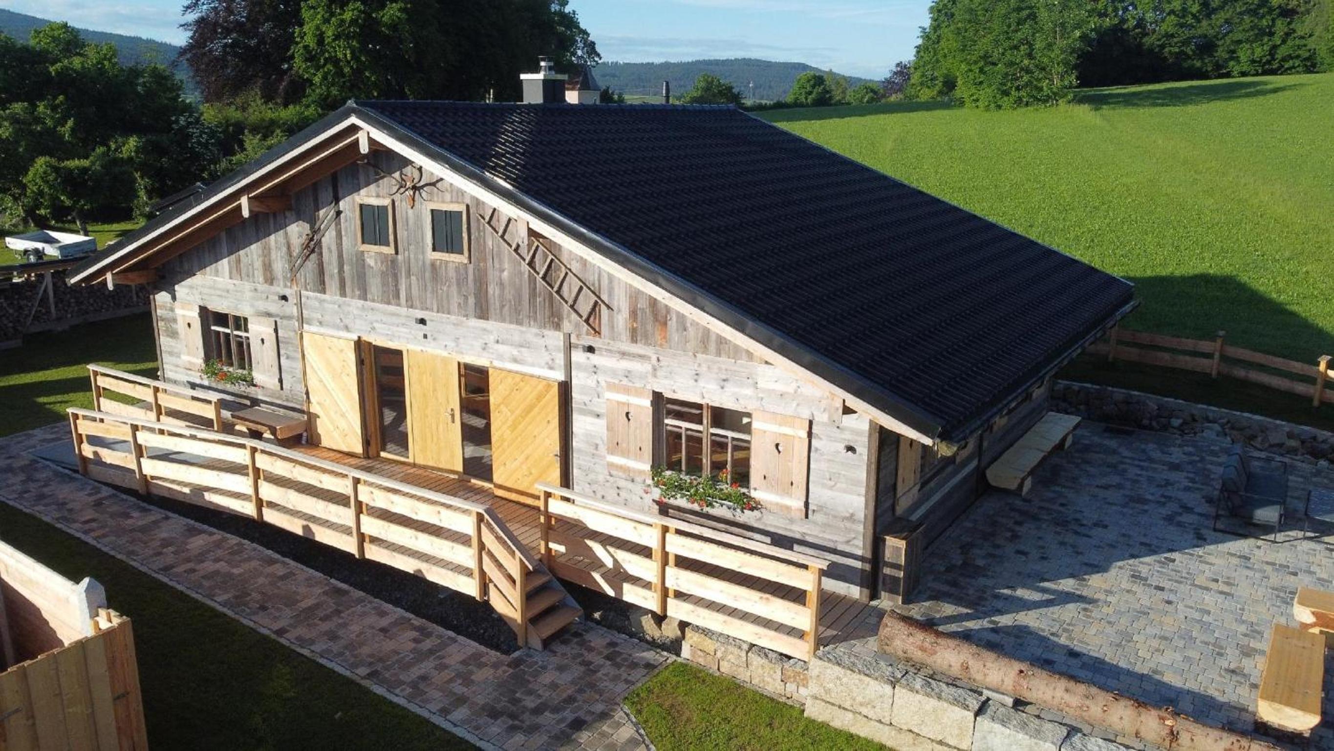 Chalet am Ölberg mit Badefass und Altholzsauna