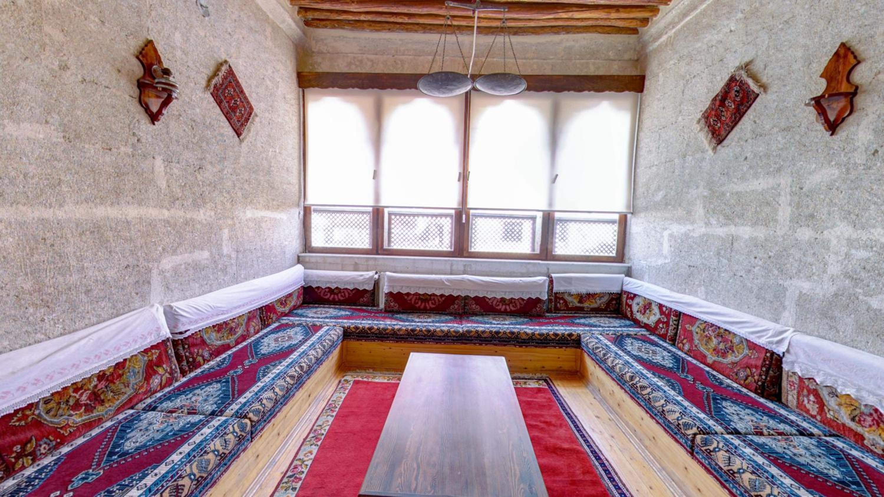 Hikmet's House
