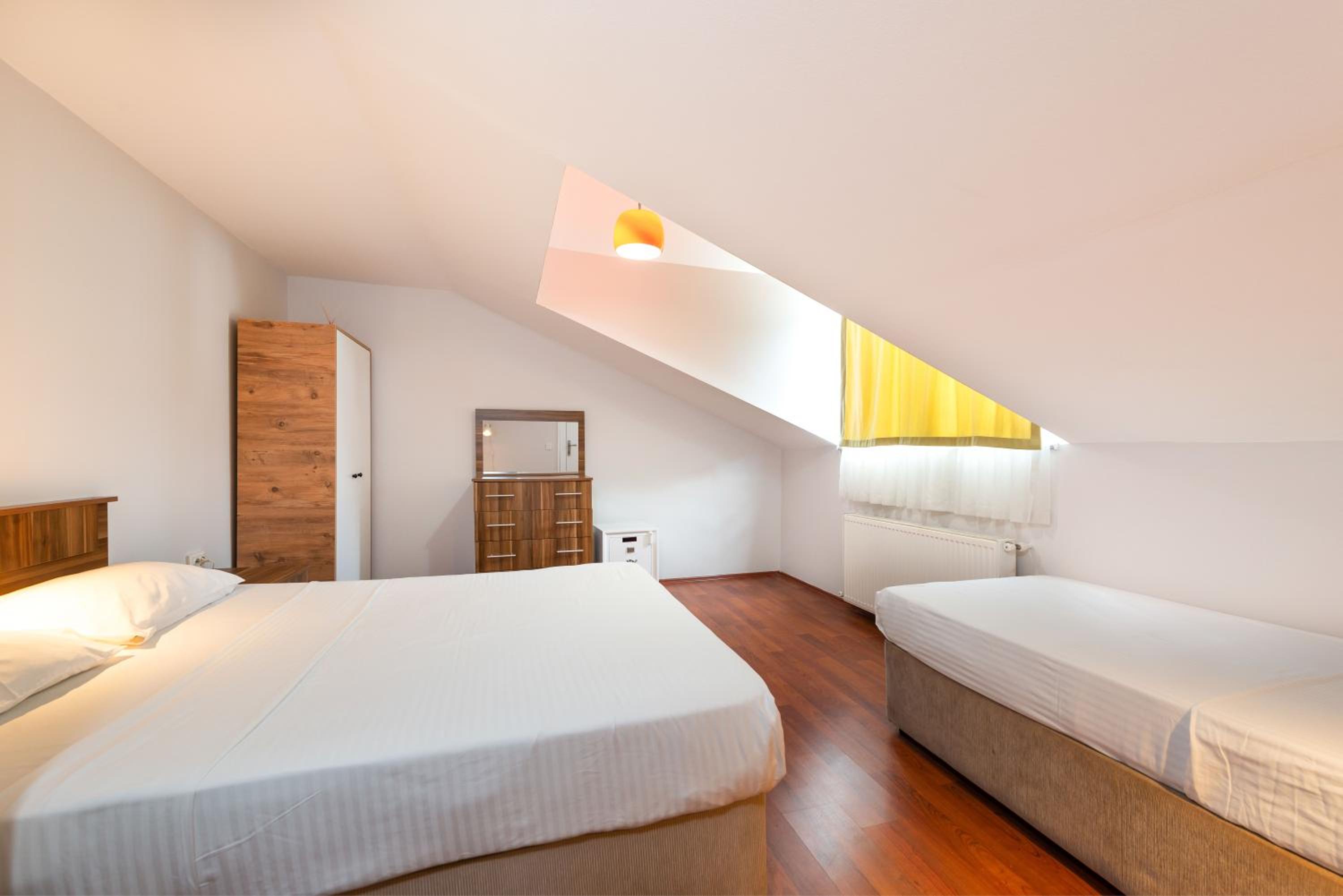 Dualis Hotel - Image 117