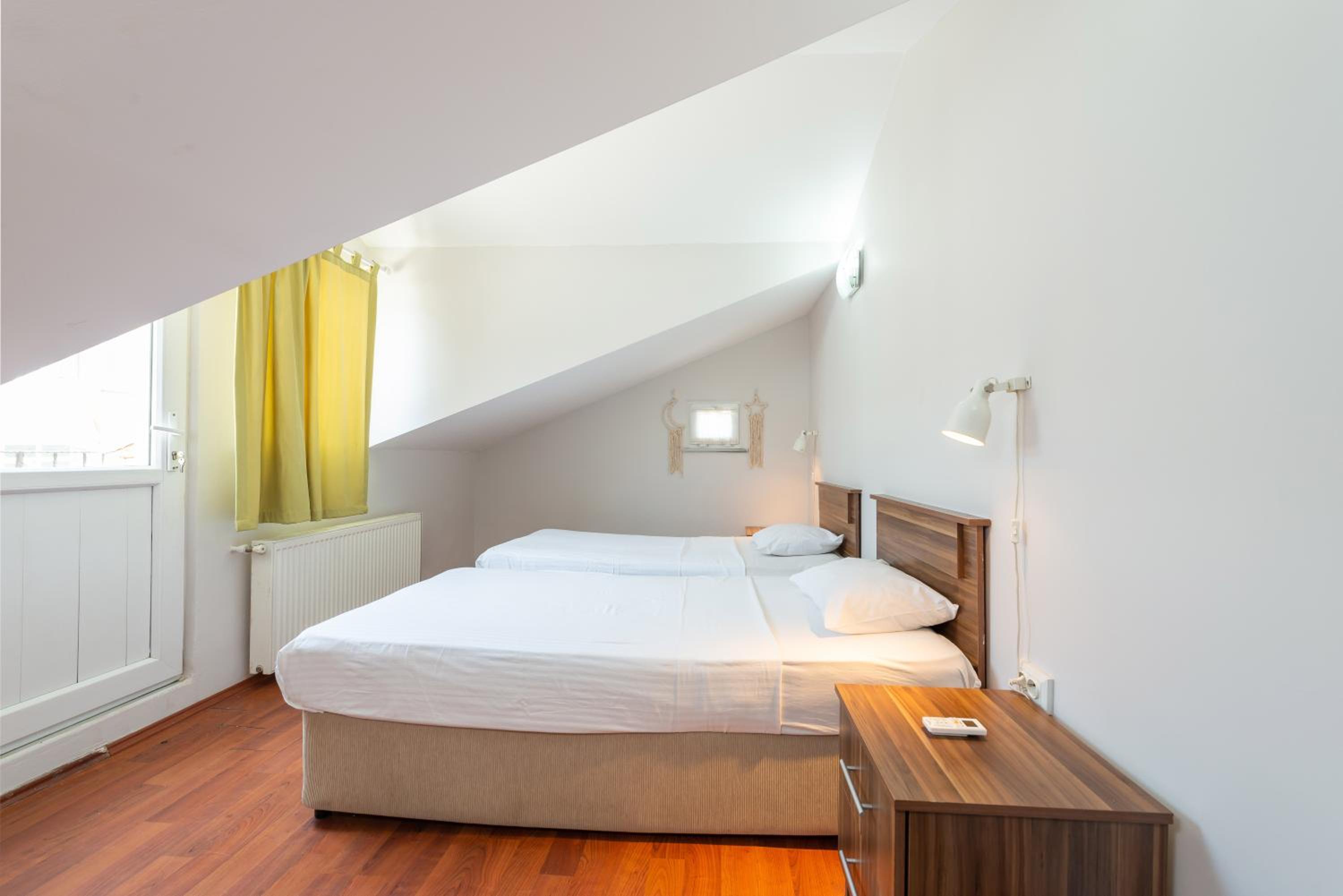 Dualis Hotel - Image 145