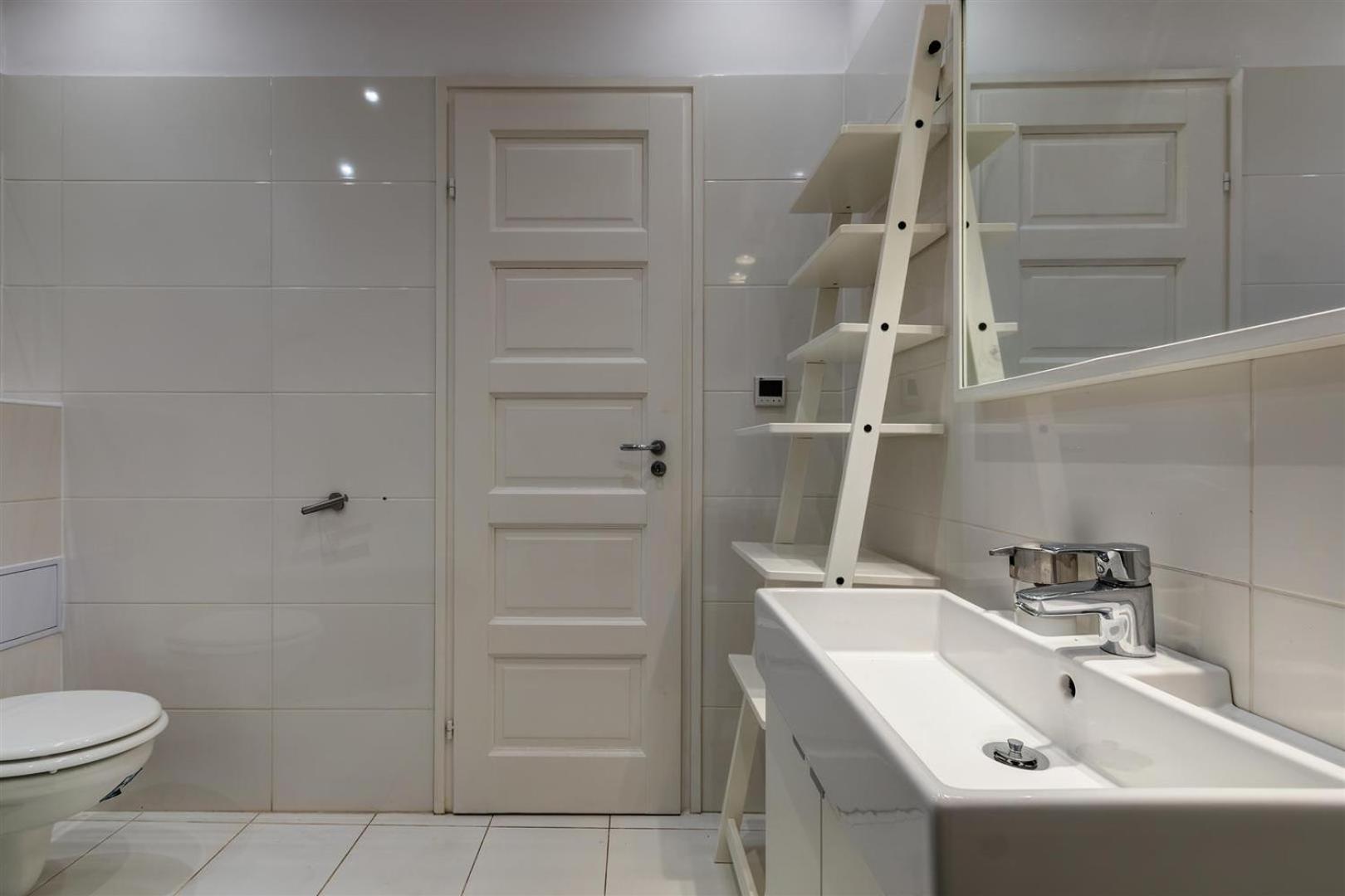 Timber Town Apartment