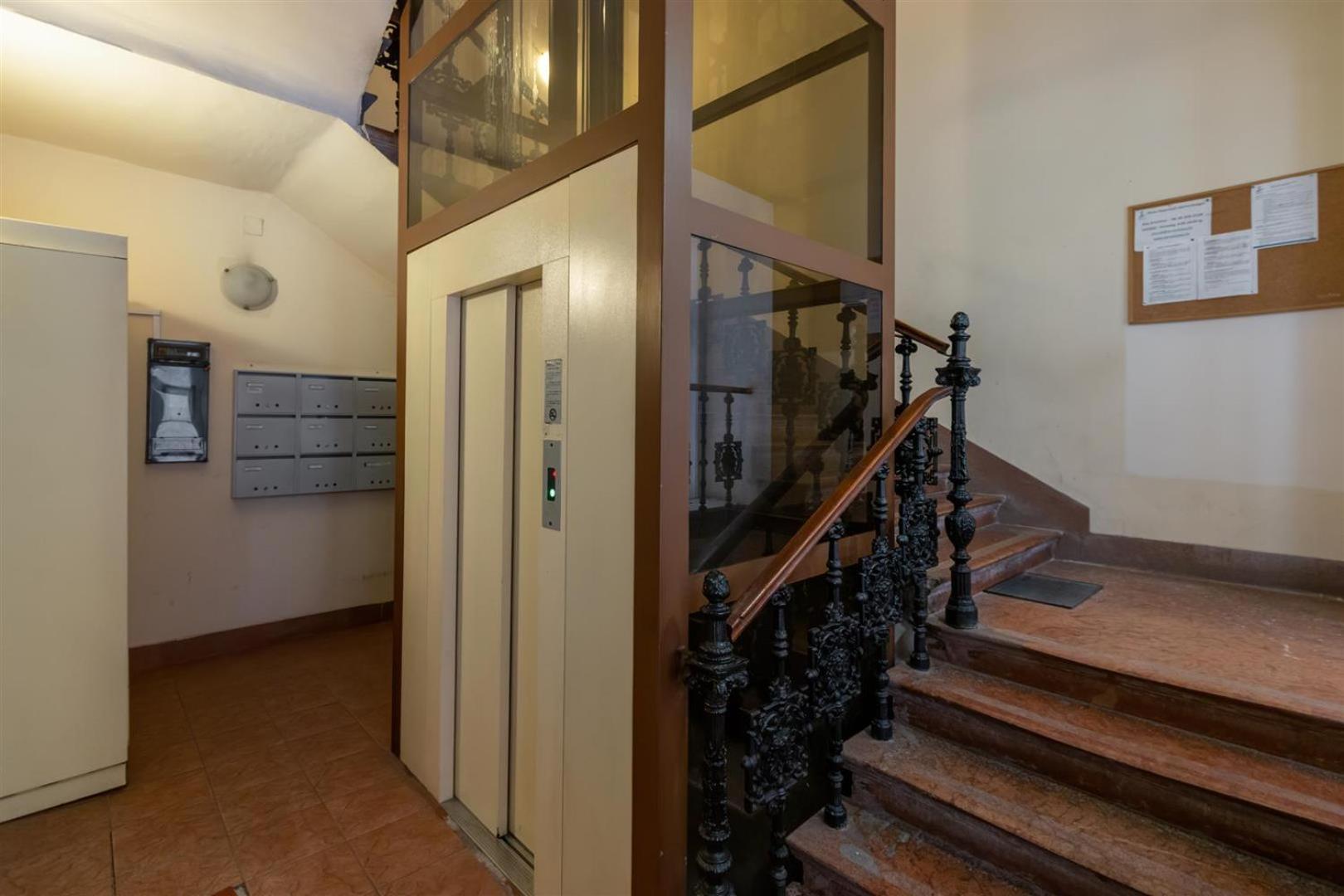 Timber Town Apartment