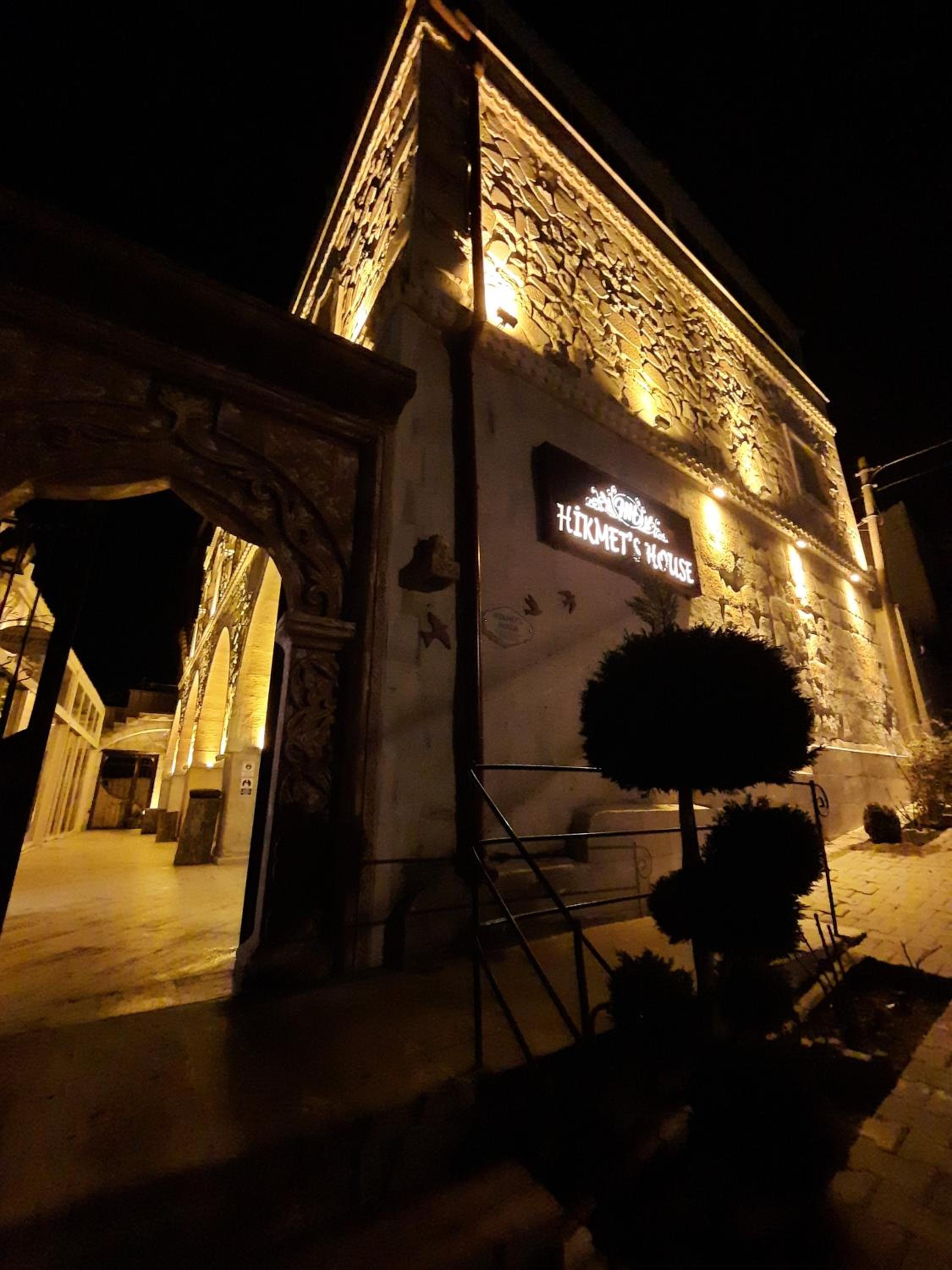Hikmet's House