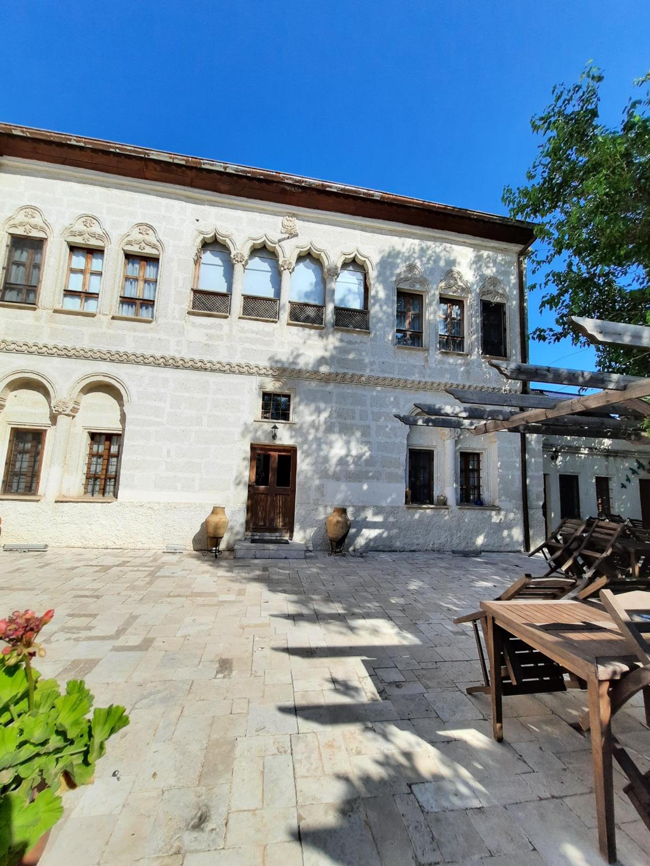 Hikmet's House