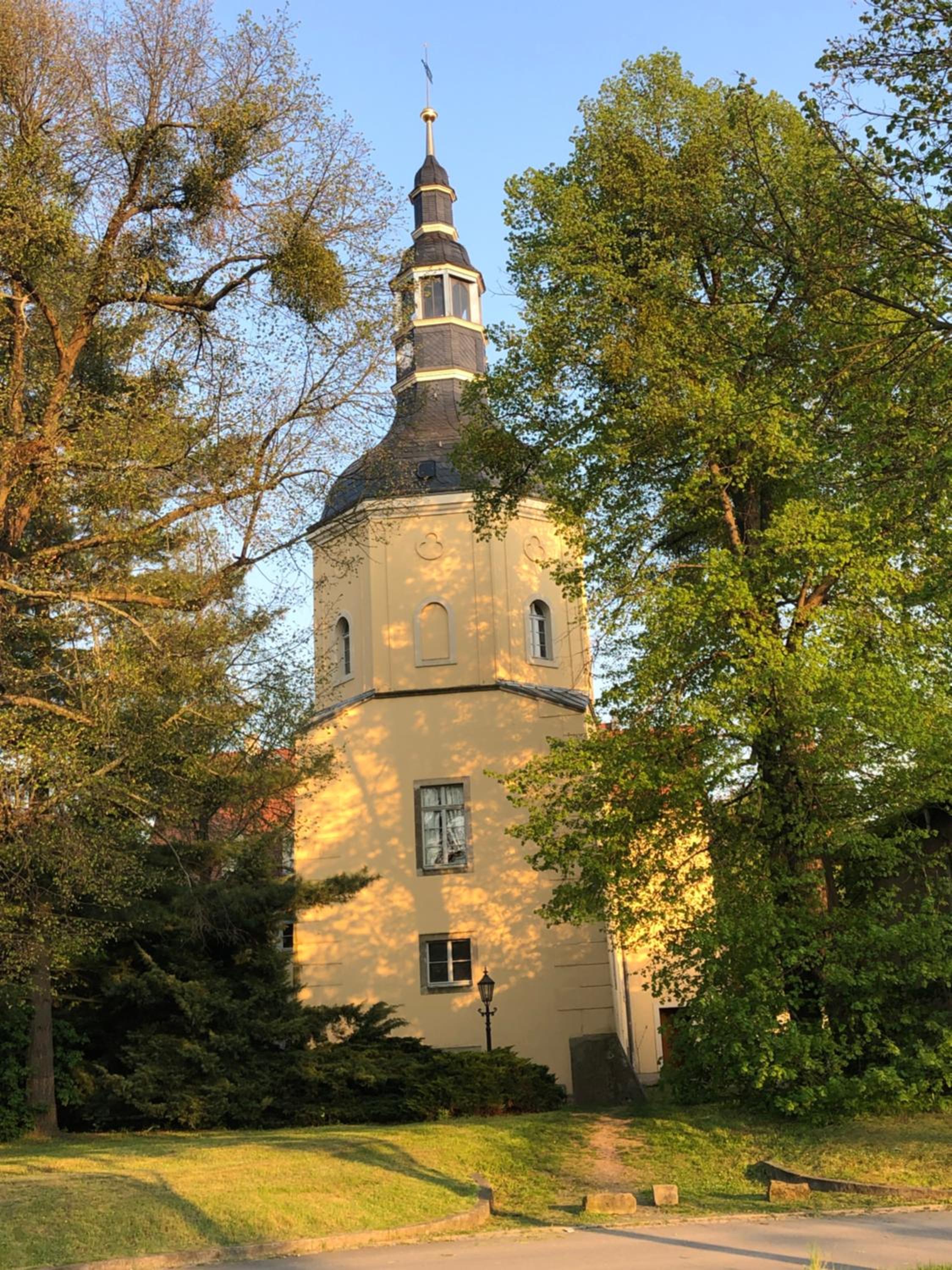 Hotel Alte Brennerei Schloss Zehista EG Rittersporn - Image 1