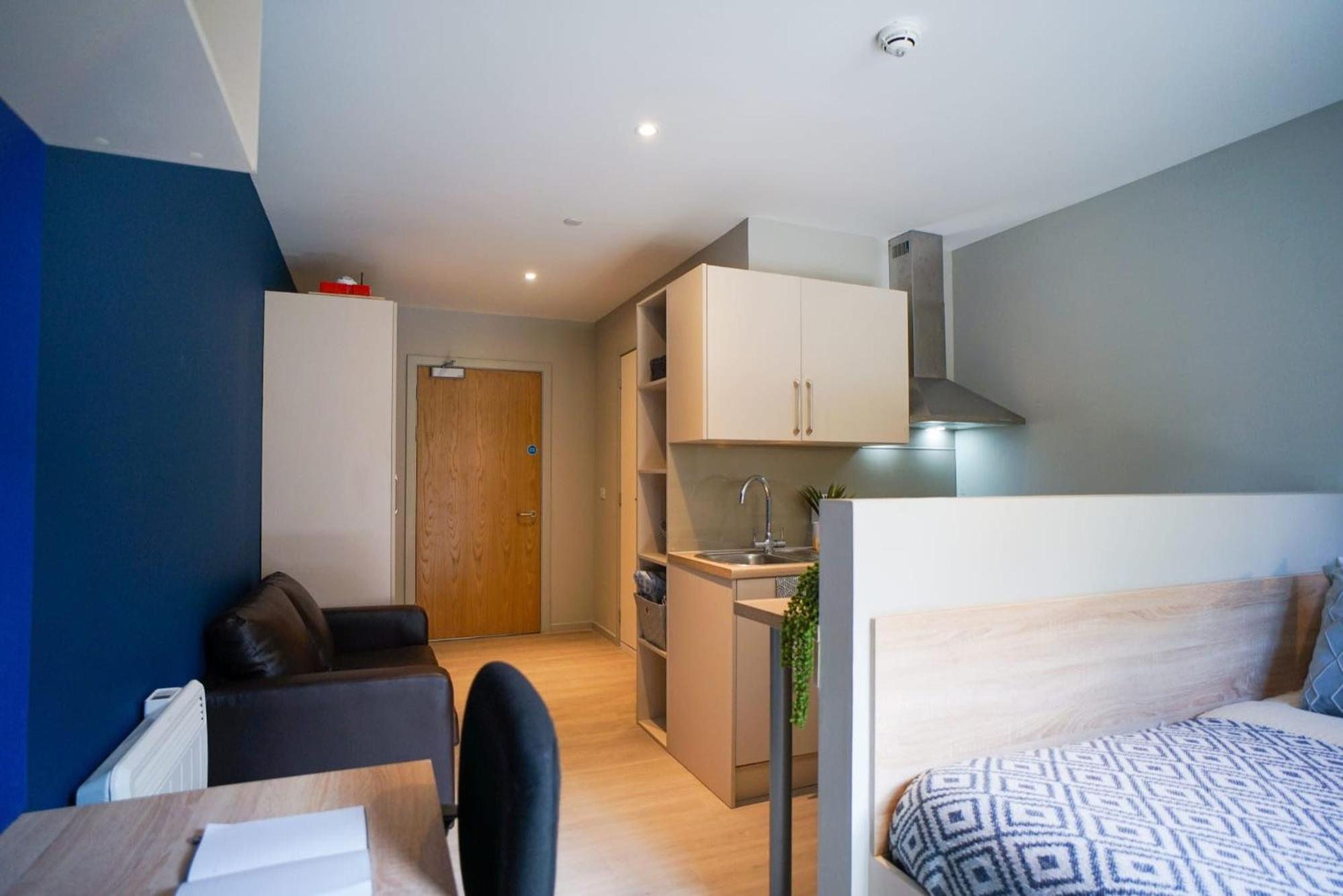 For Students Only - Straits Meadow in Edinburgh City Centre