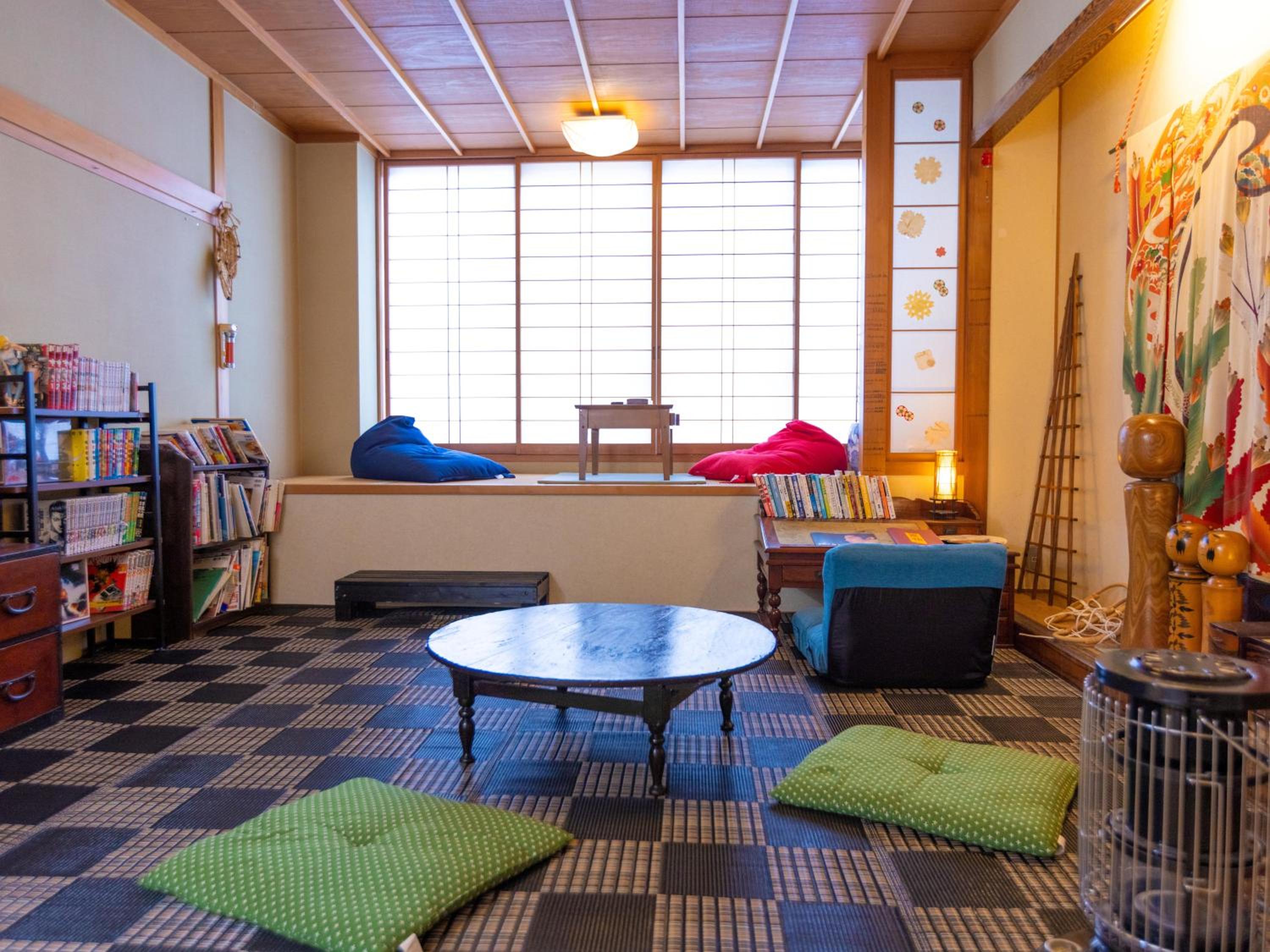 lounge