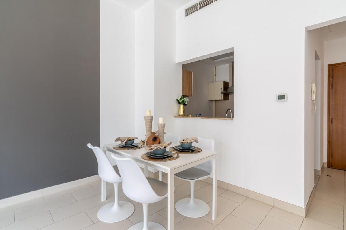 The Smart Concierge - Sandoval Gardens JVC