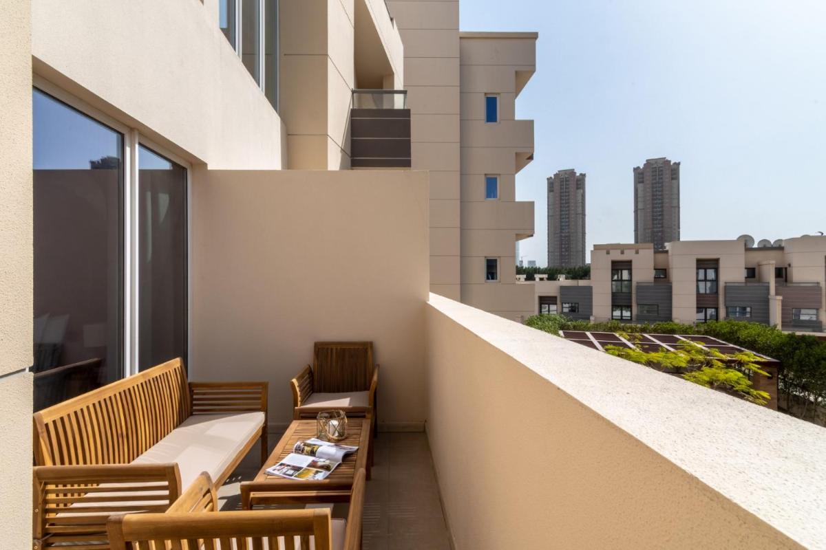The Smart Concierge - Sandoval Gardens JVC