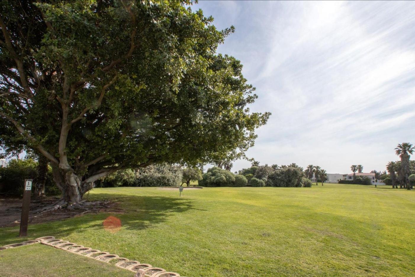 Greenways Strand Golf Beach C3