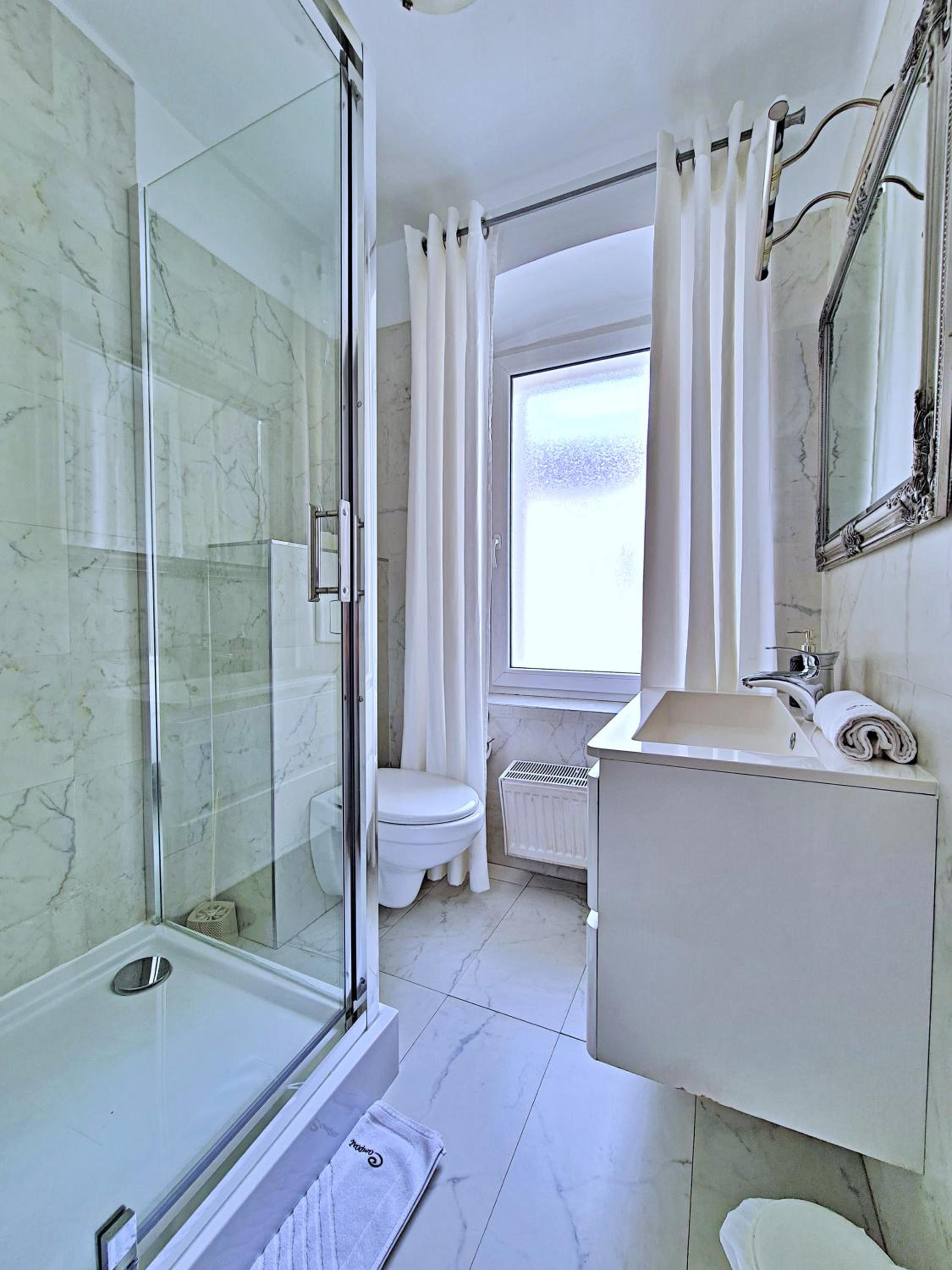 Perfect Stay - 
