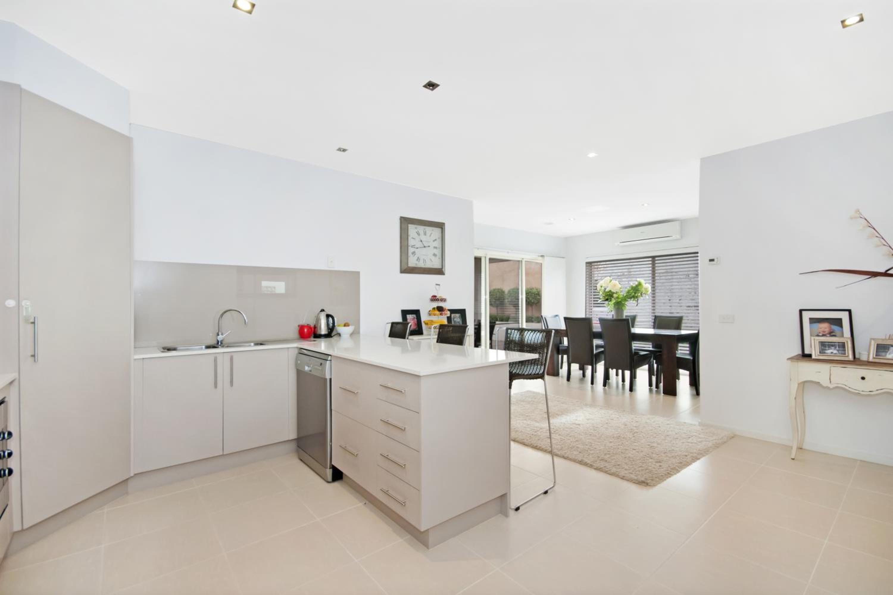 Warrnambool Vacations - Central Warrnambool Townhouse - Property Image 5