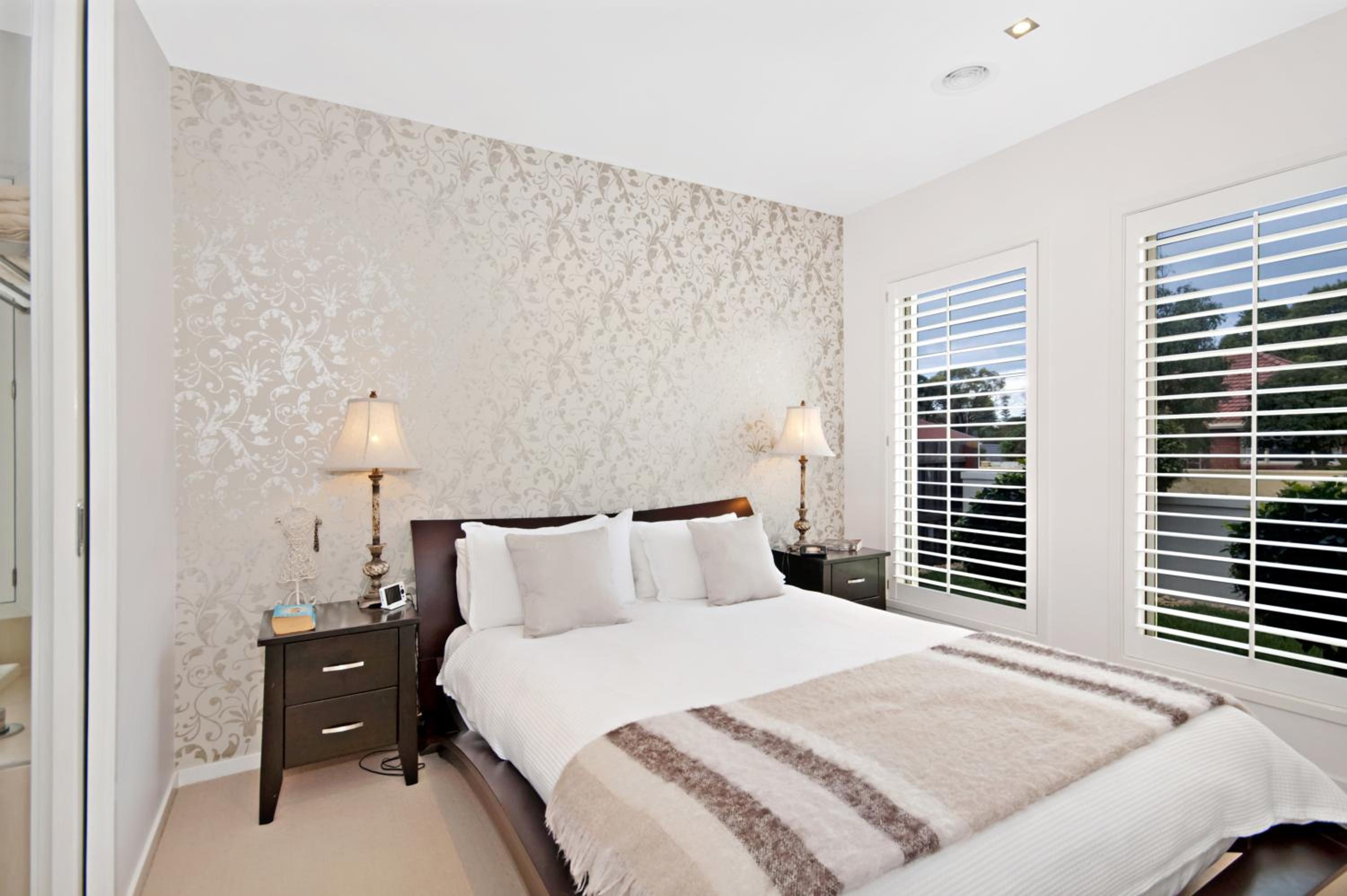 Warrnambool Vacations - Central Warrnambool Townhouse - Property Image 8