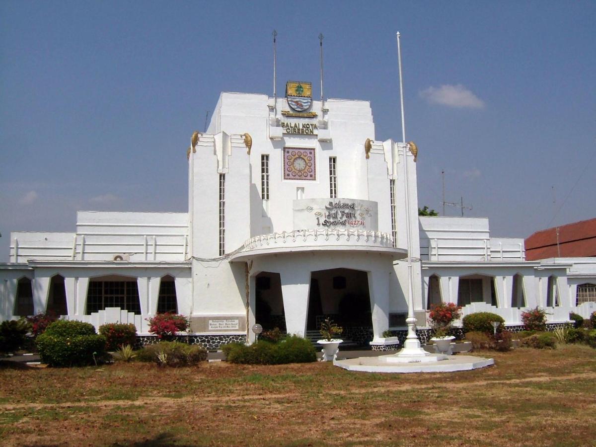 hotel building