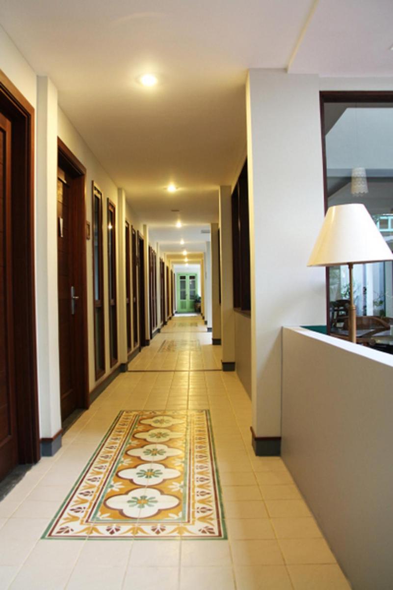 hotel reception