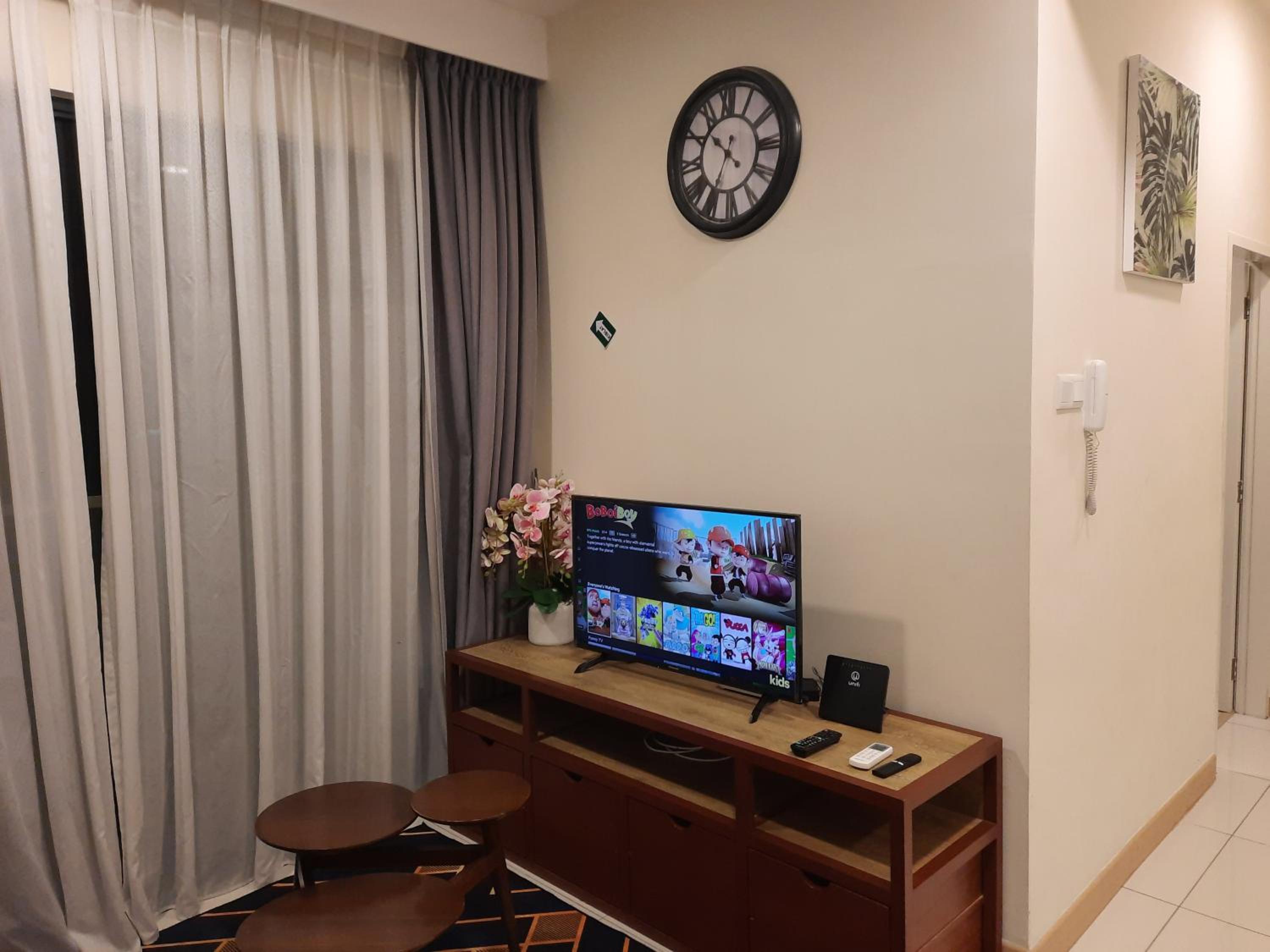 D'Zahra Suite Timurbay 2Bedroom & XLSofabed-Nonseaview photo 4