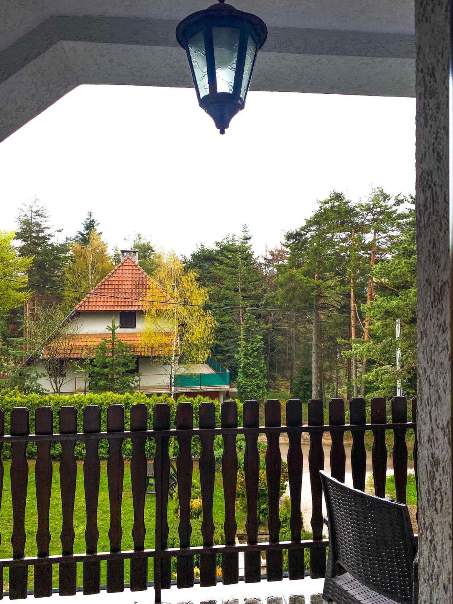 Photo 33