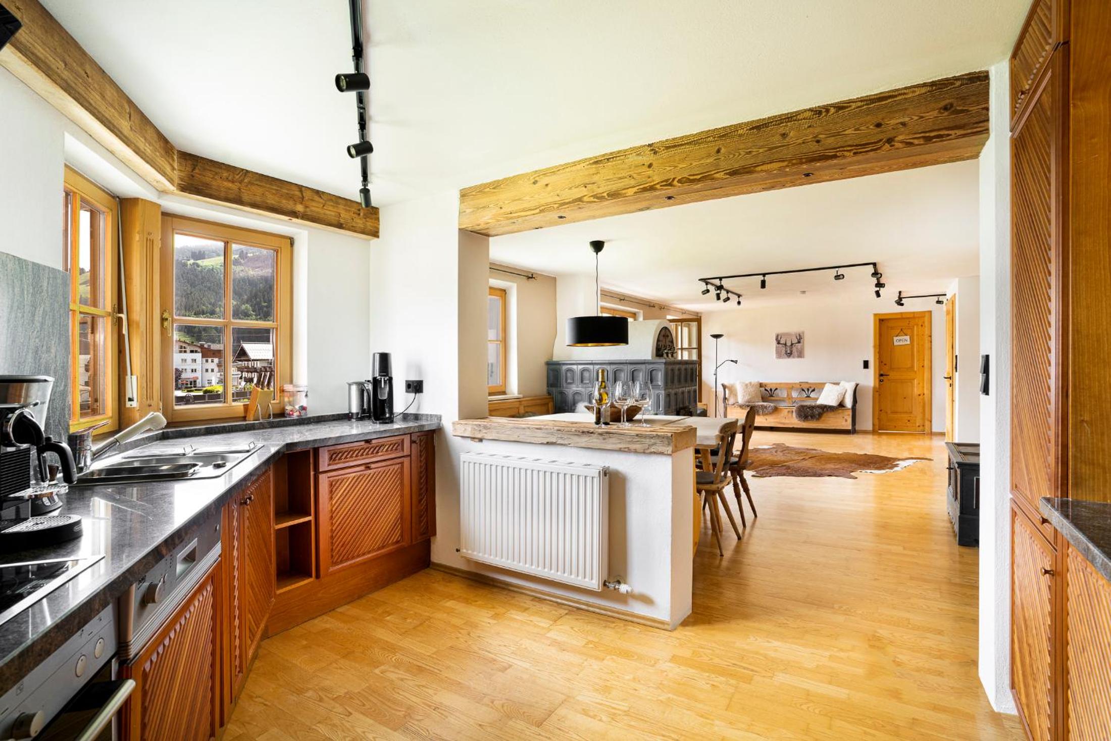 KitzAlps Apartments by Alpine Host Helpers view 5
