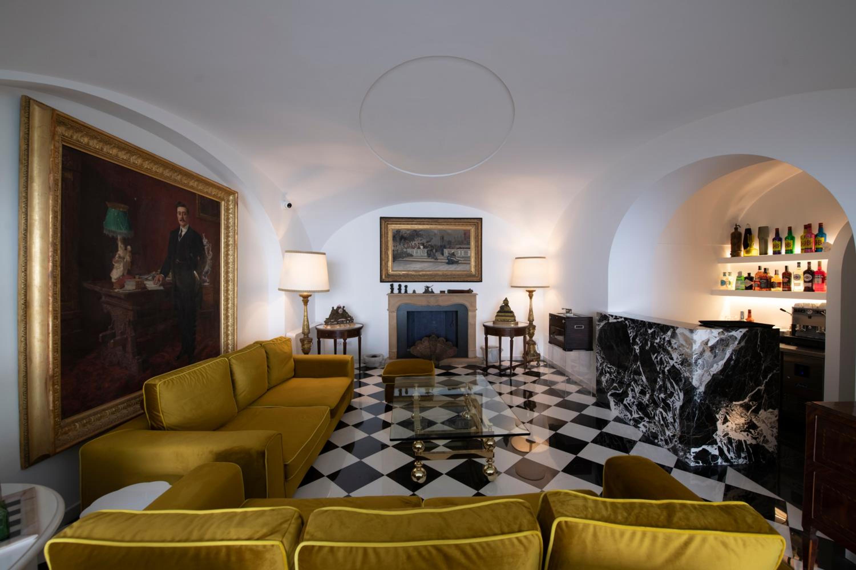 lounge