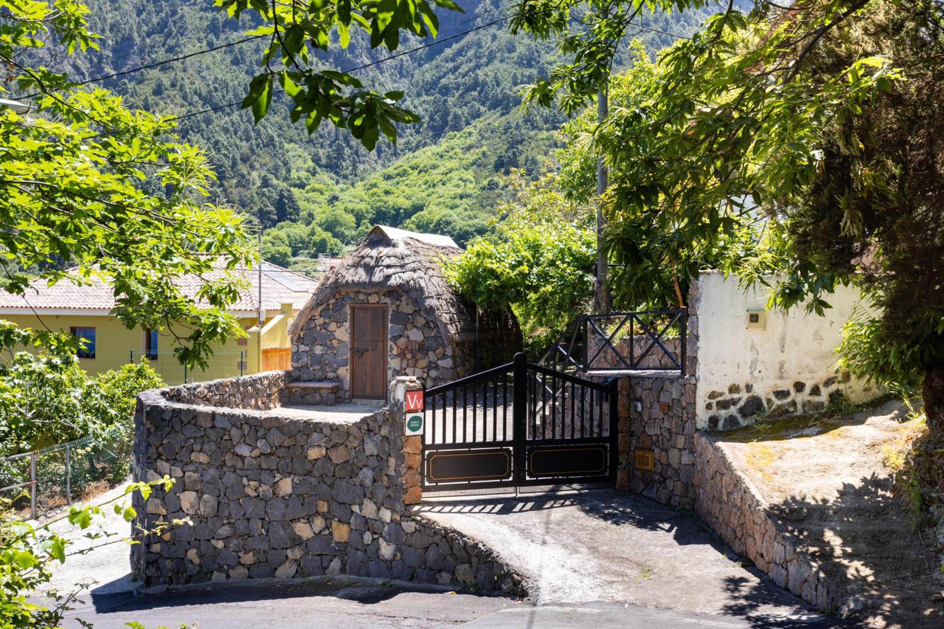 Casa el Nogal view 2