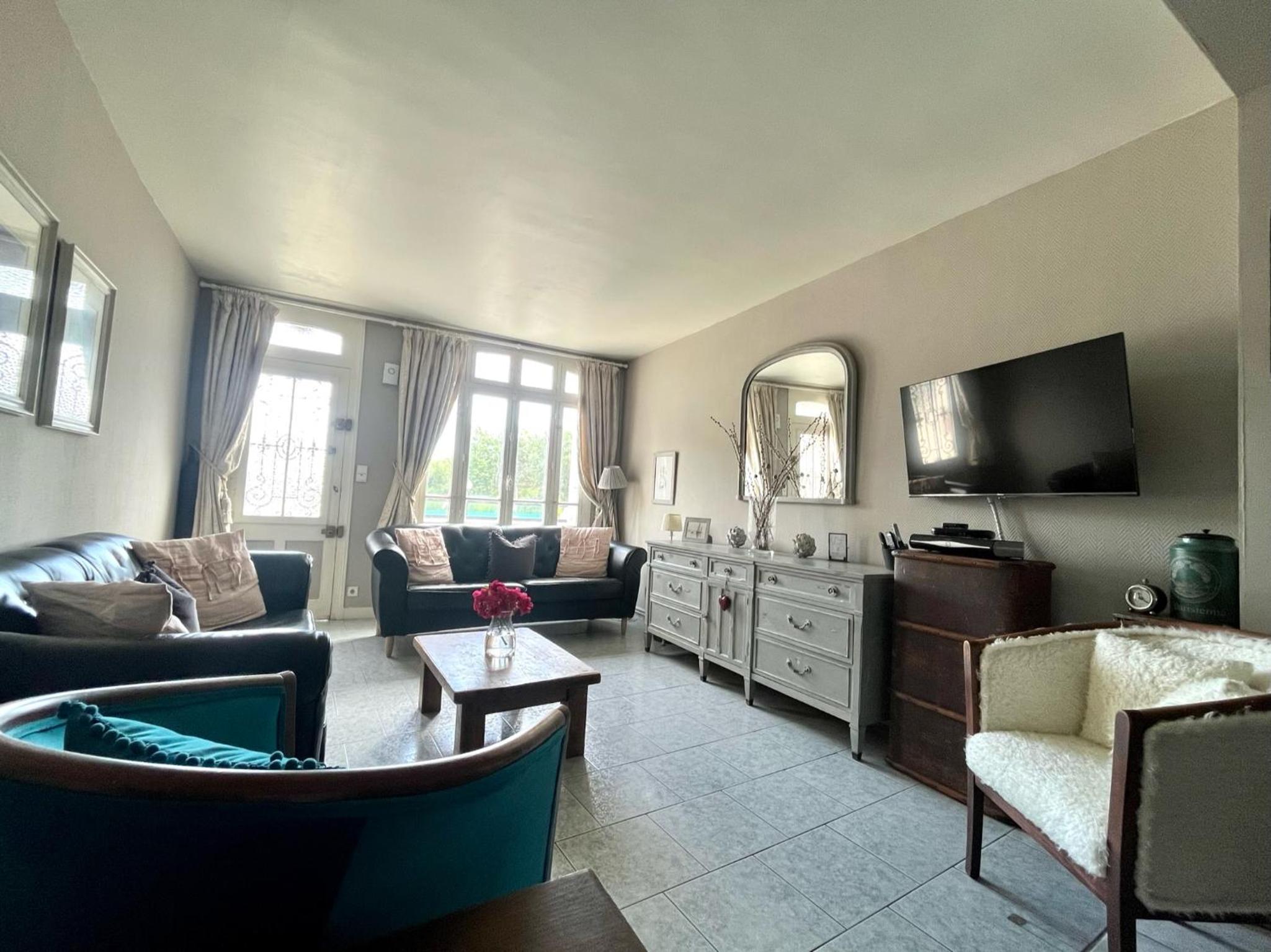 Honfleur house view 5