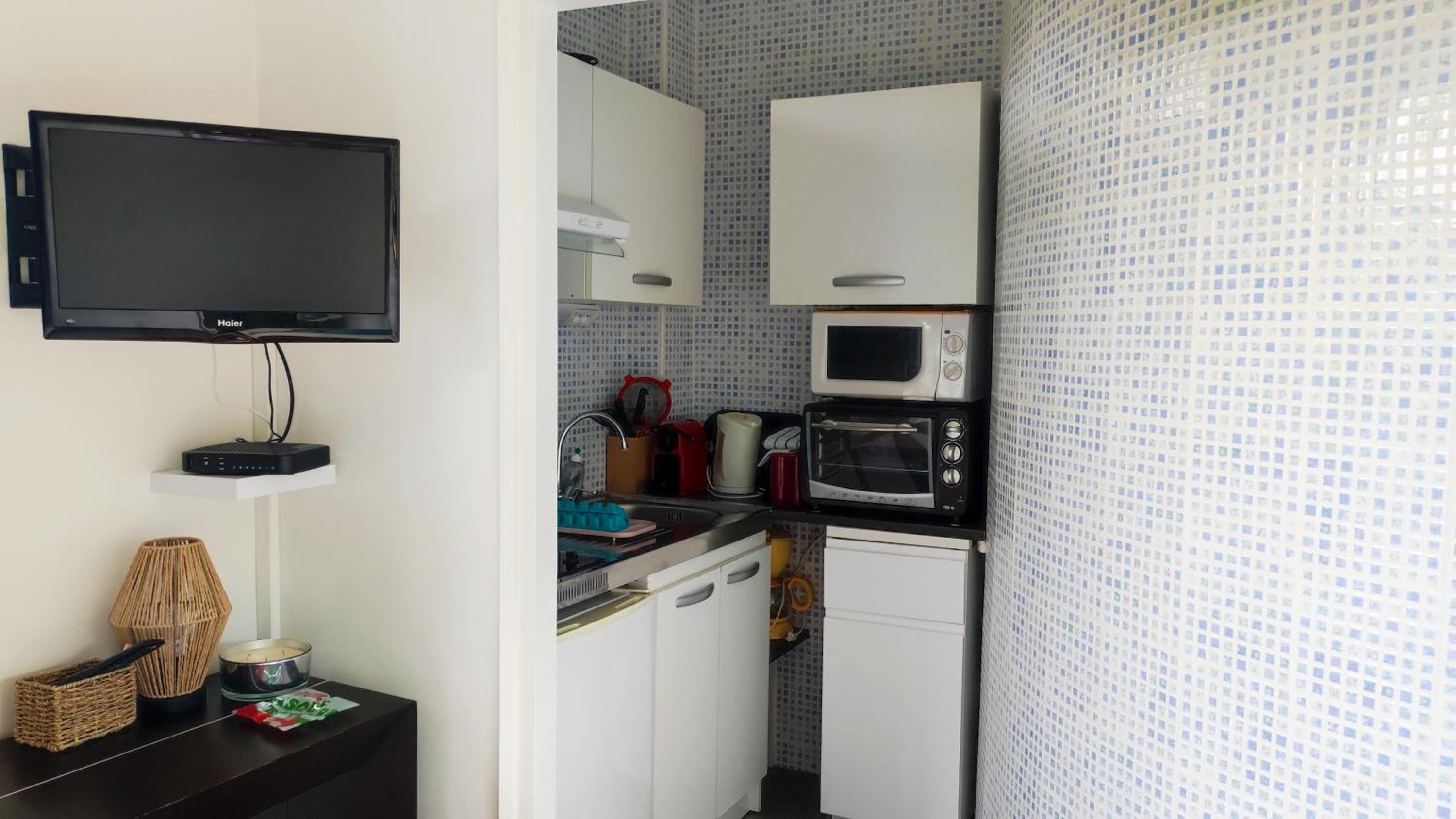 Belle Suite Apt view 5