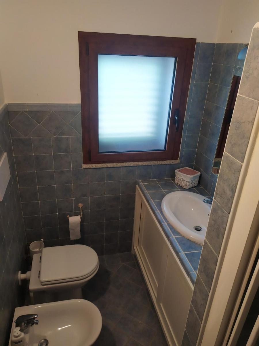 2 bedrooms appartement with sea view enclosed garden and wifi at Olbia 6 km away from the beach