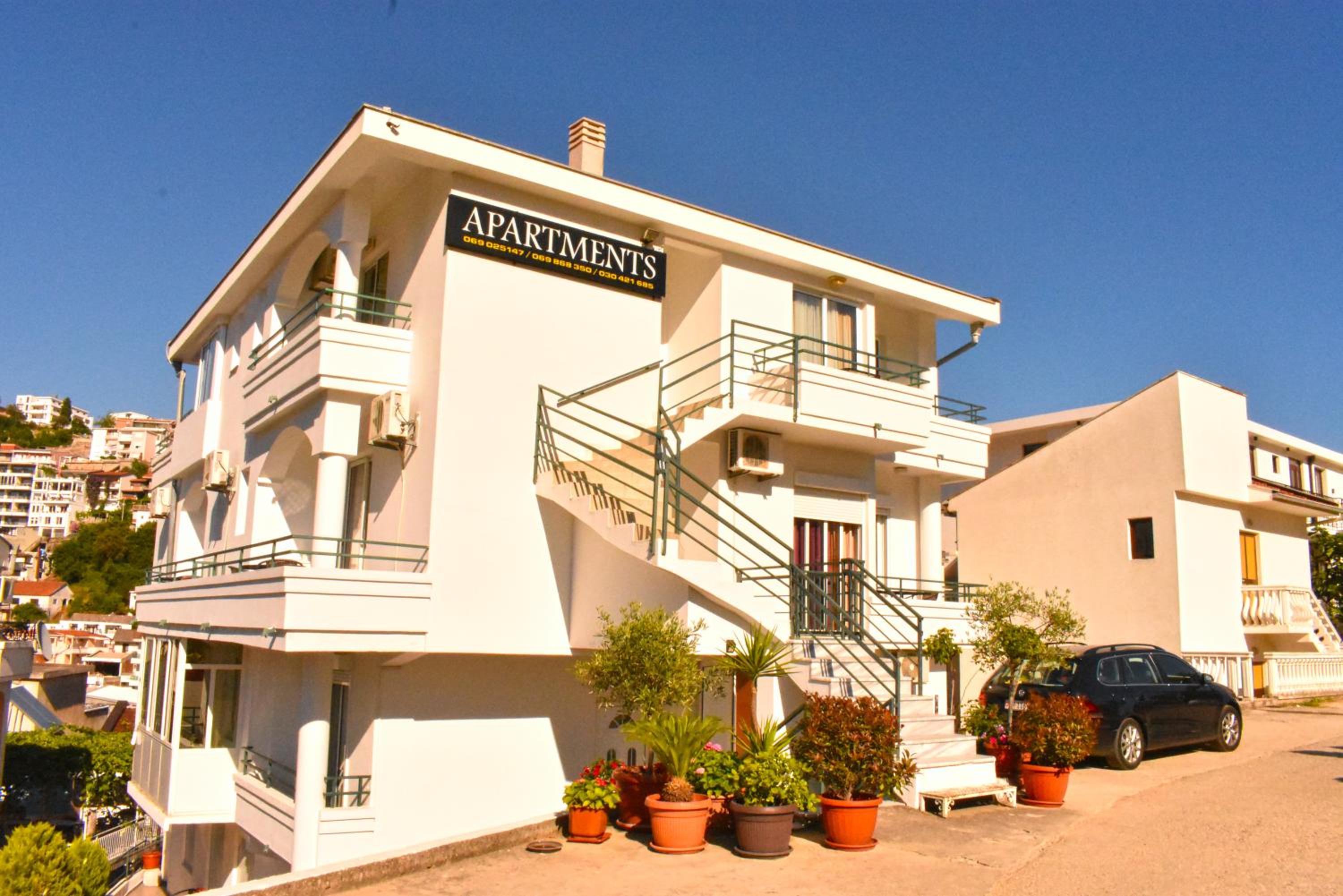 Hotel Apartments Hidri