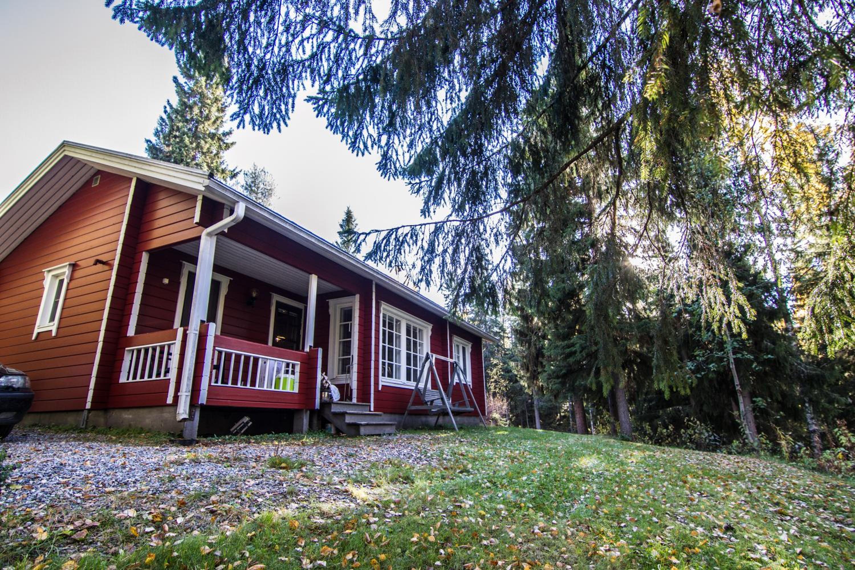 Lomaperkkiö Cottages