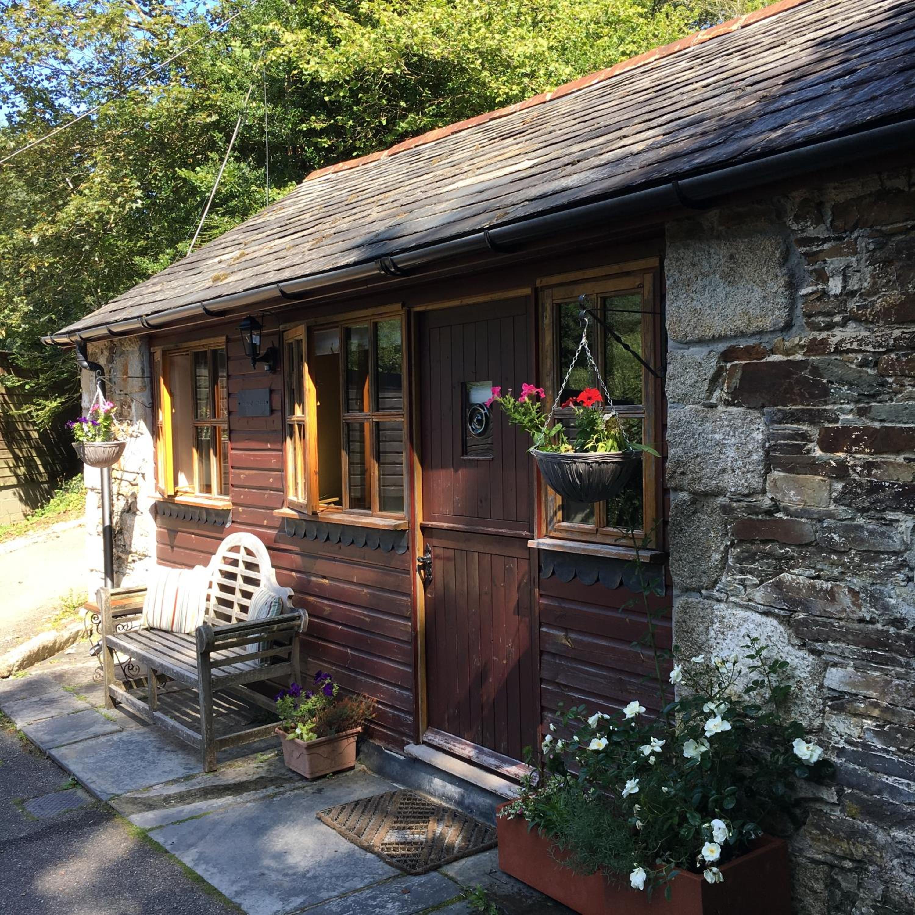 Romantic, secluded cottage in Cardinham Woods, Cornwall view 2