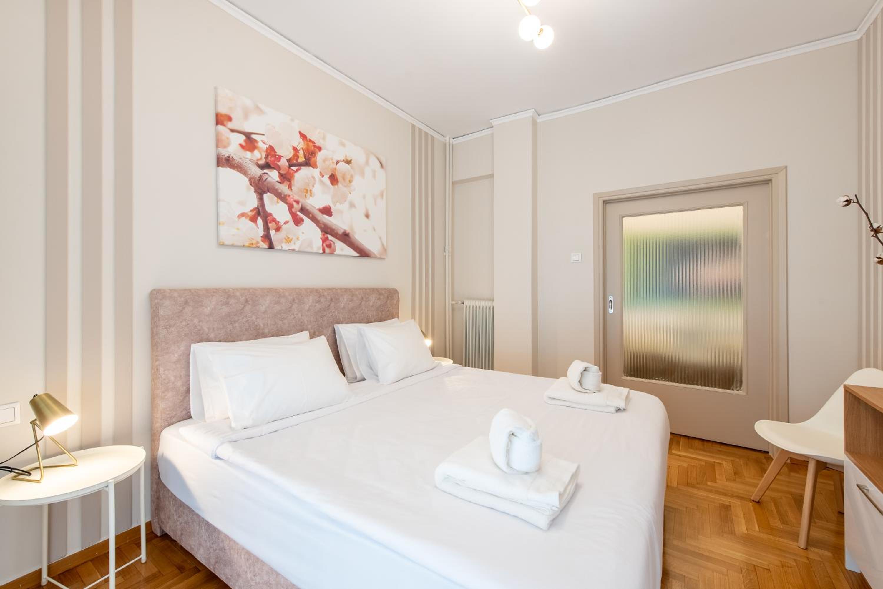 MEDLUXE LUXURY APARTMENT !