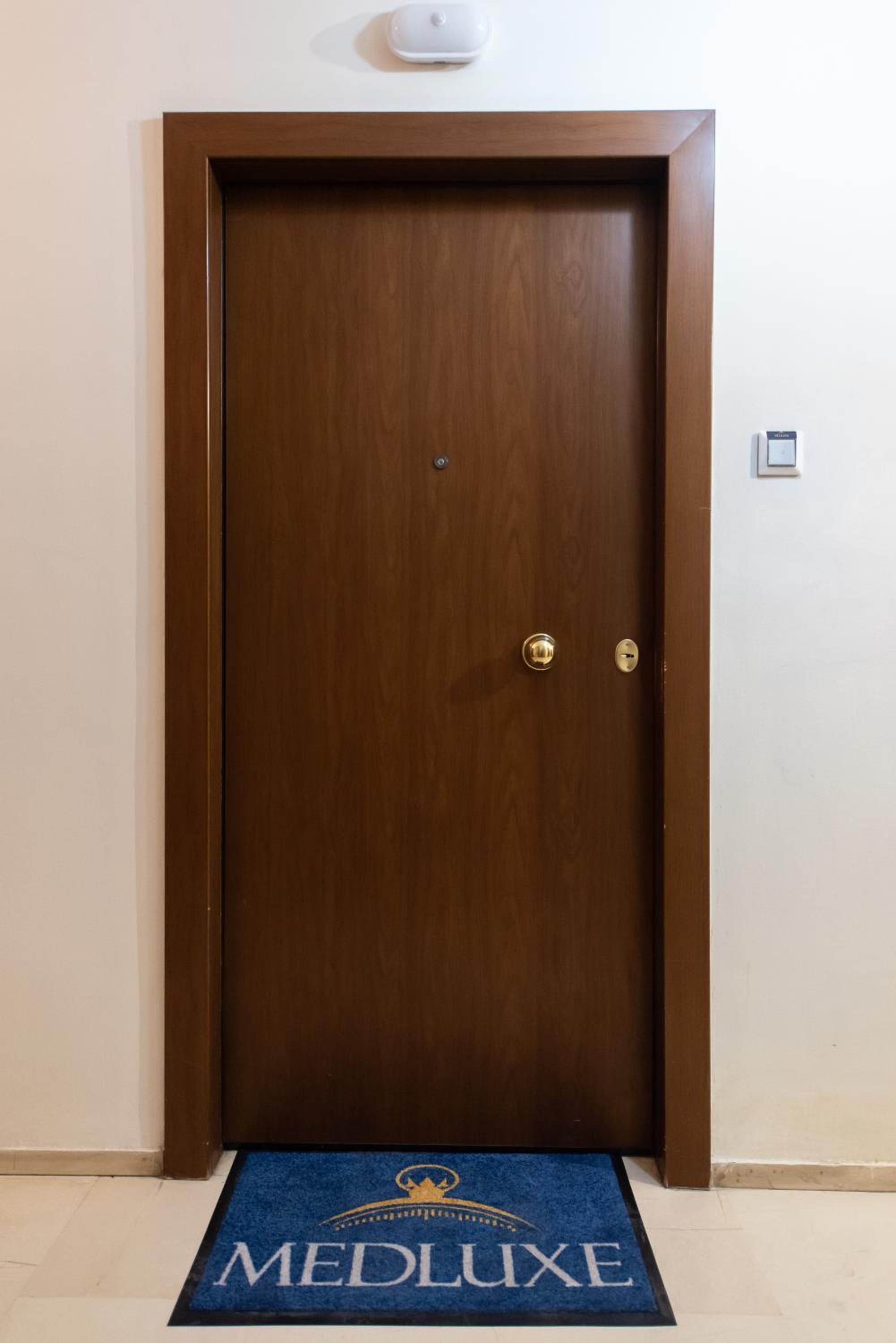 MEDLUXE LUXURY APARTMENT !