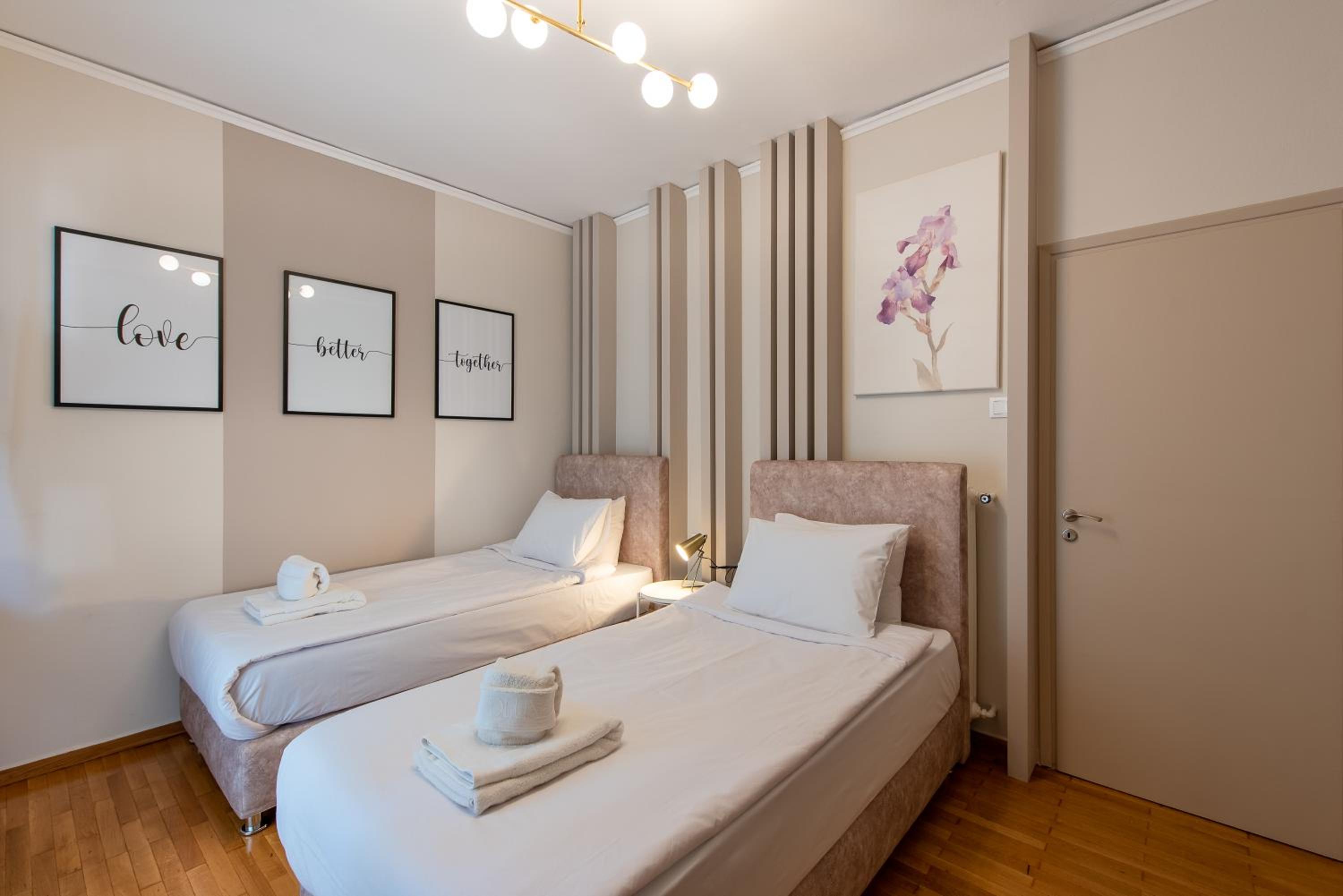 MEDLUXE LUXURY APARTMENT !