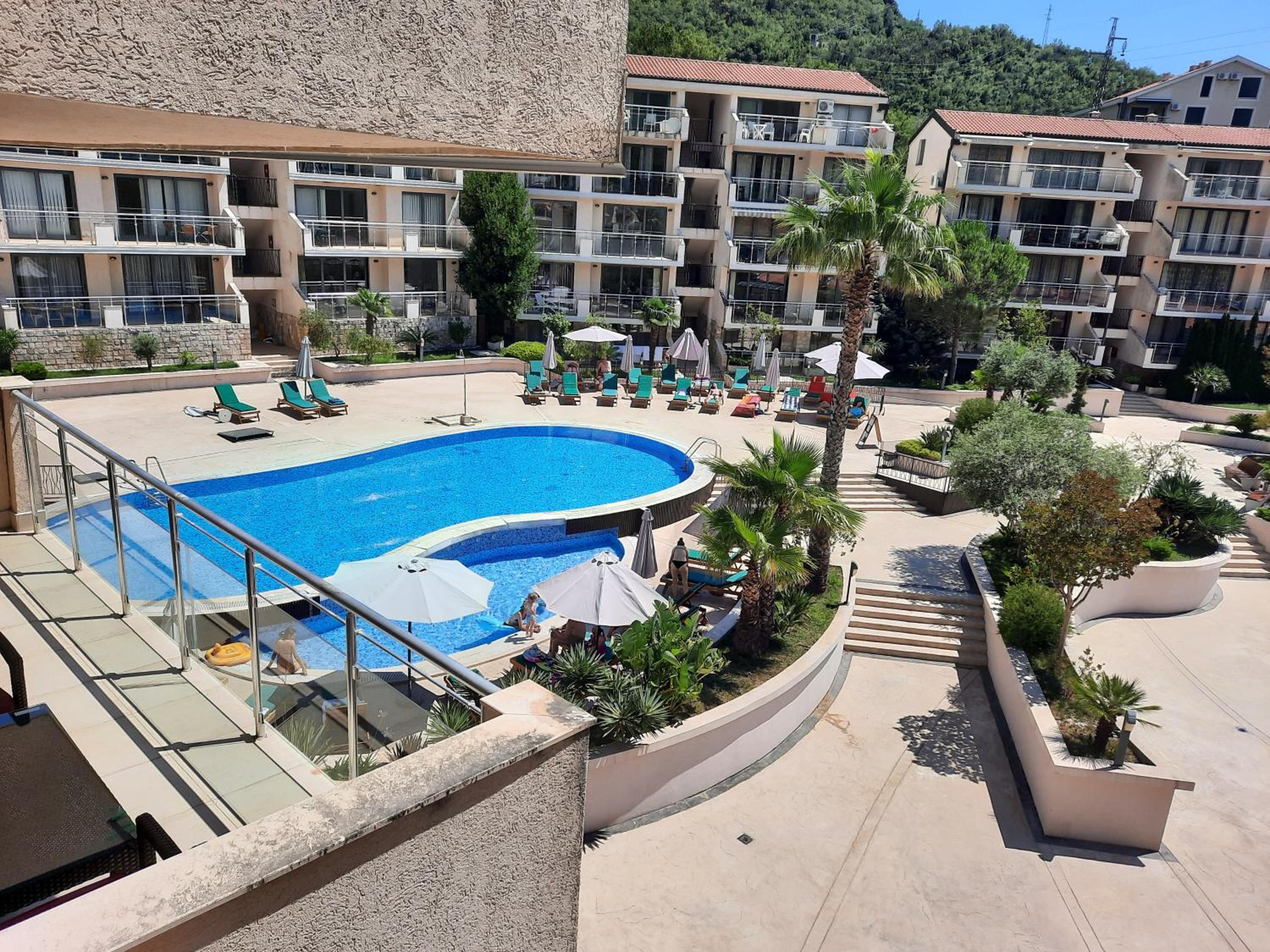 Luxury apartment near beach