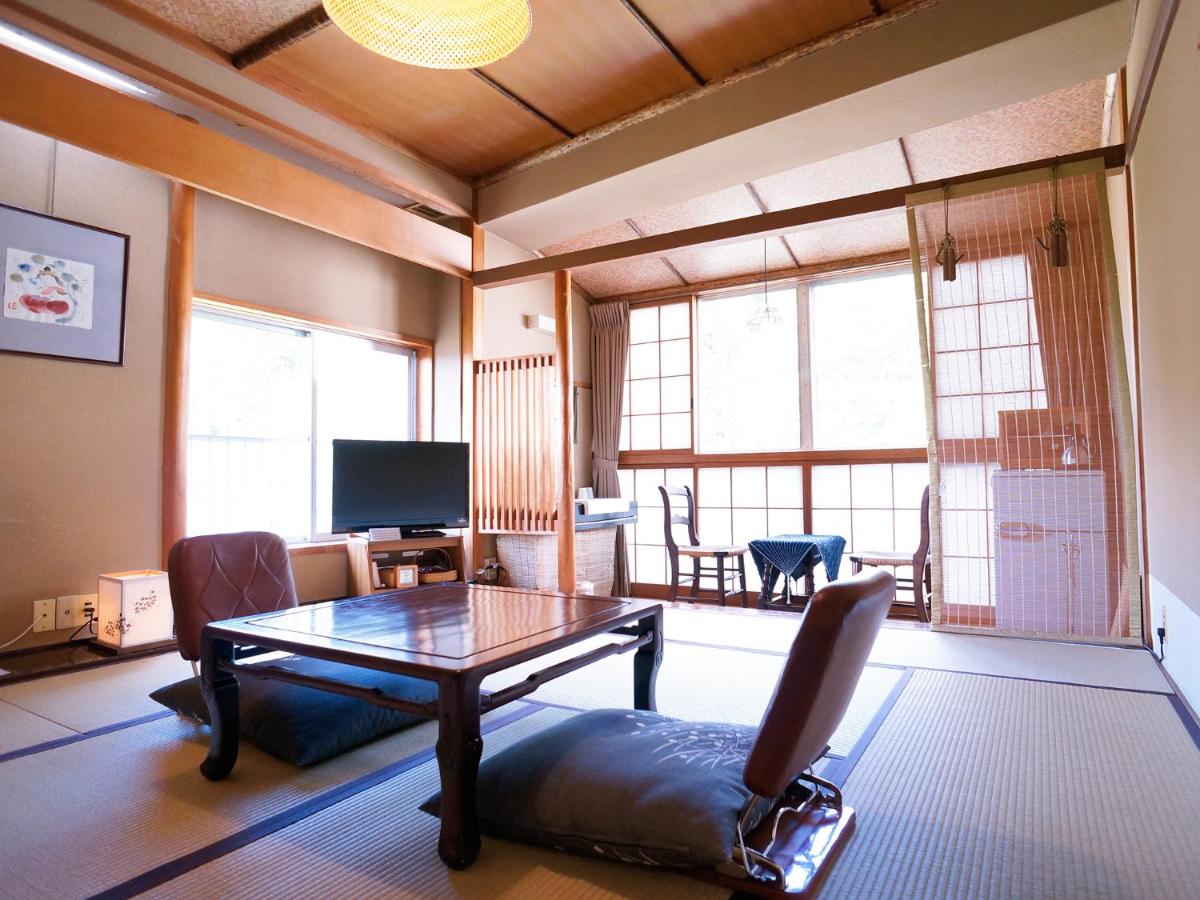 Sumiyosiya Ryokan view 5