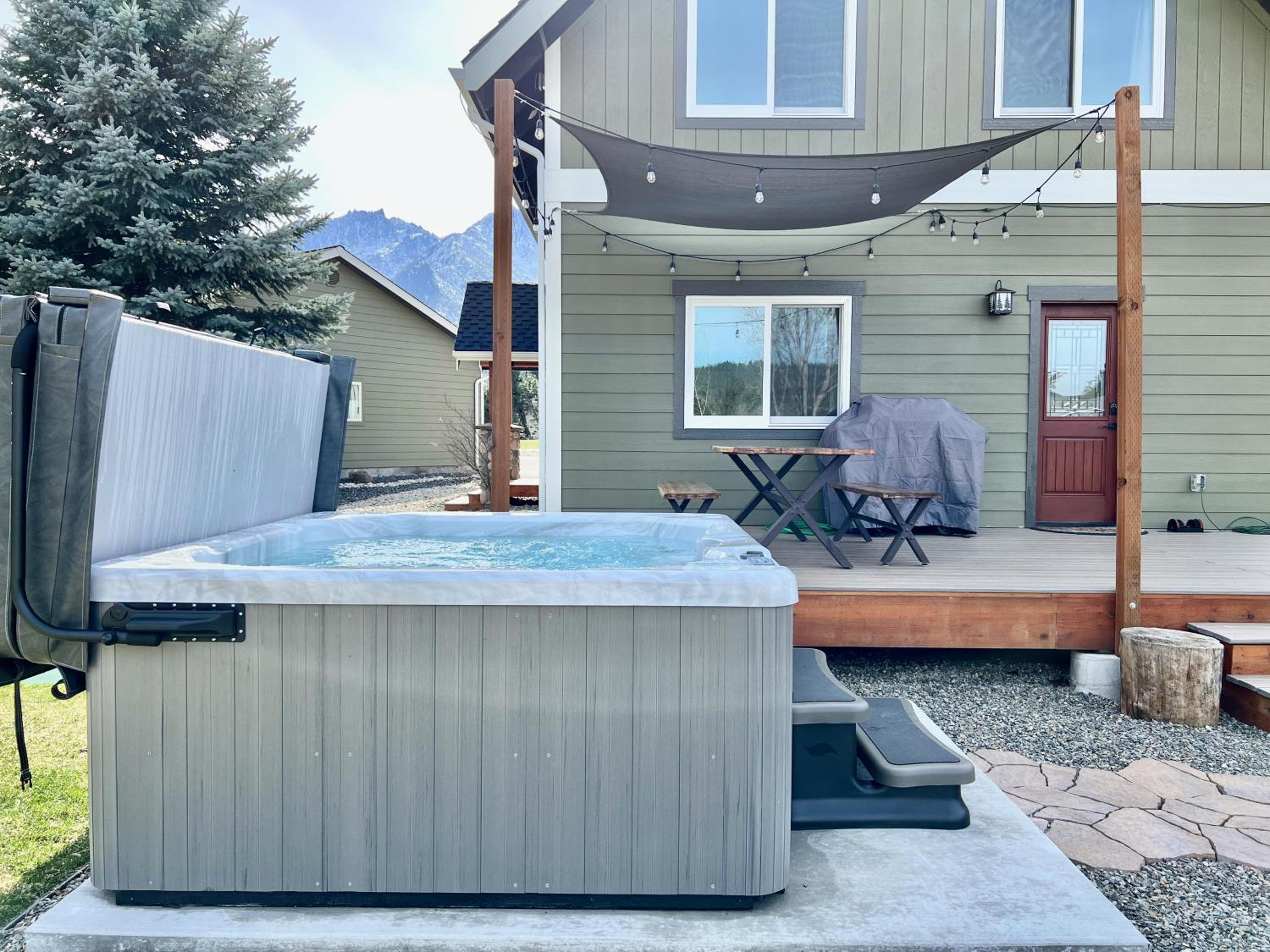 The Cascade Chalet - Leavenworth view 3